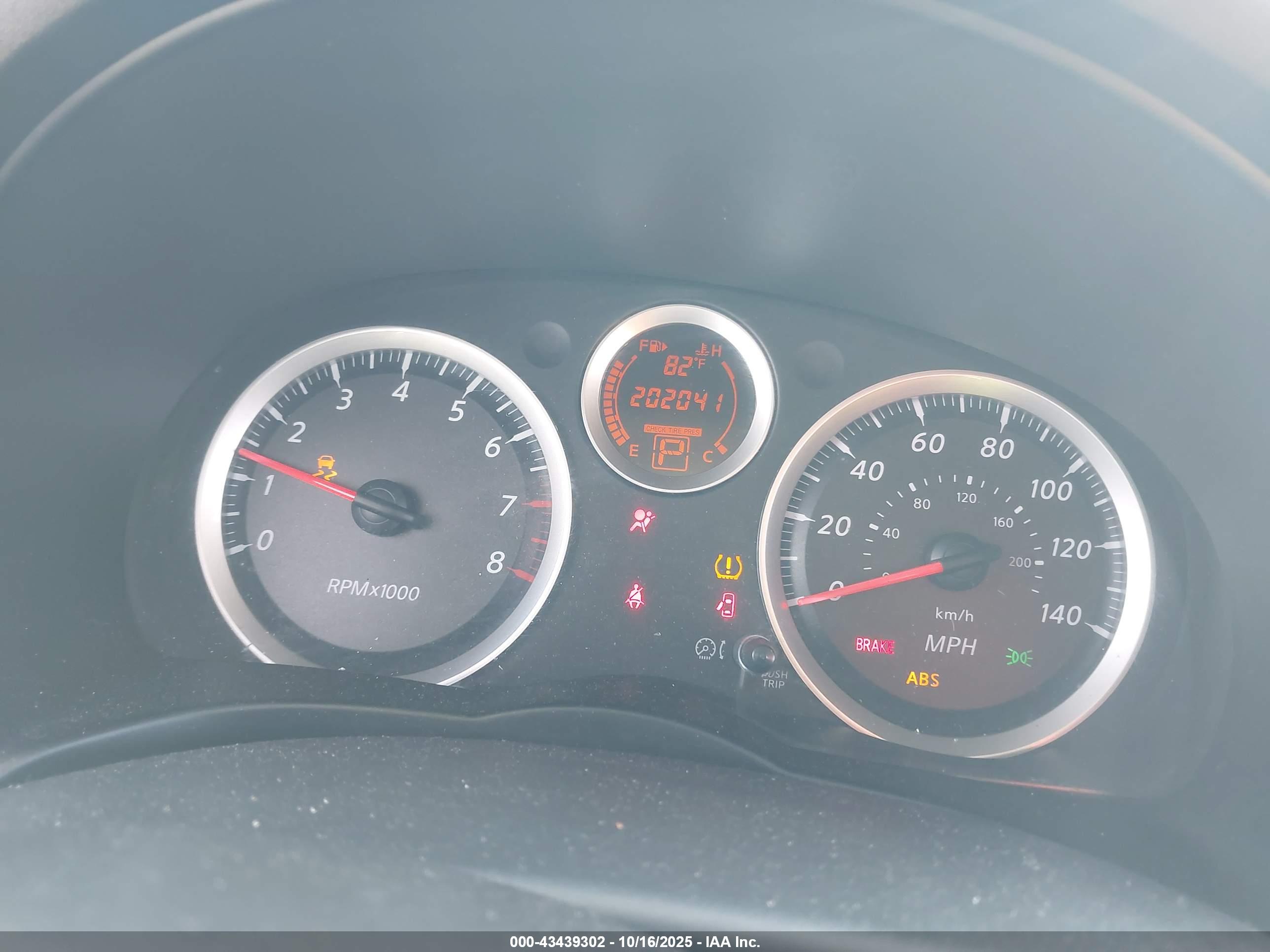 NISSAN SENTRA image 7