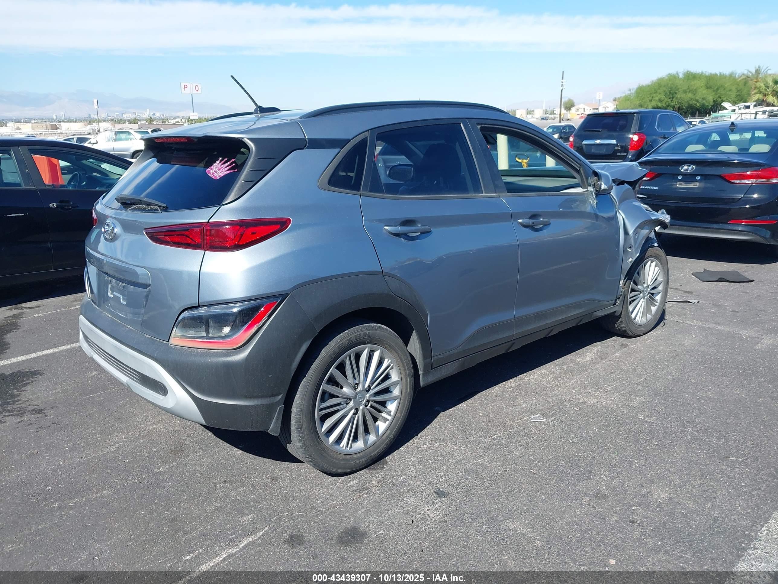 HYUNDAI KONA image 4