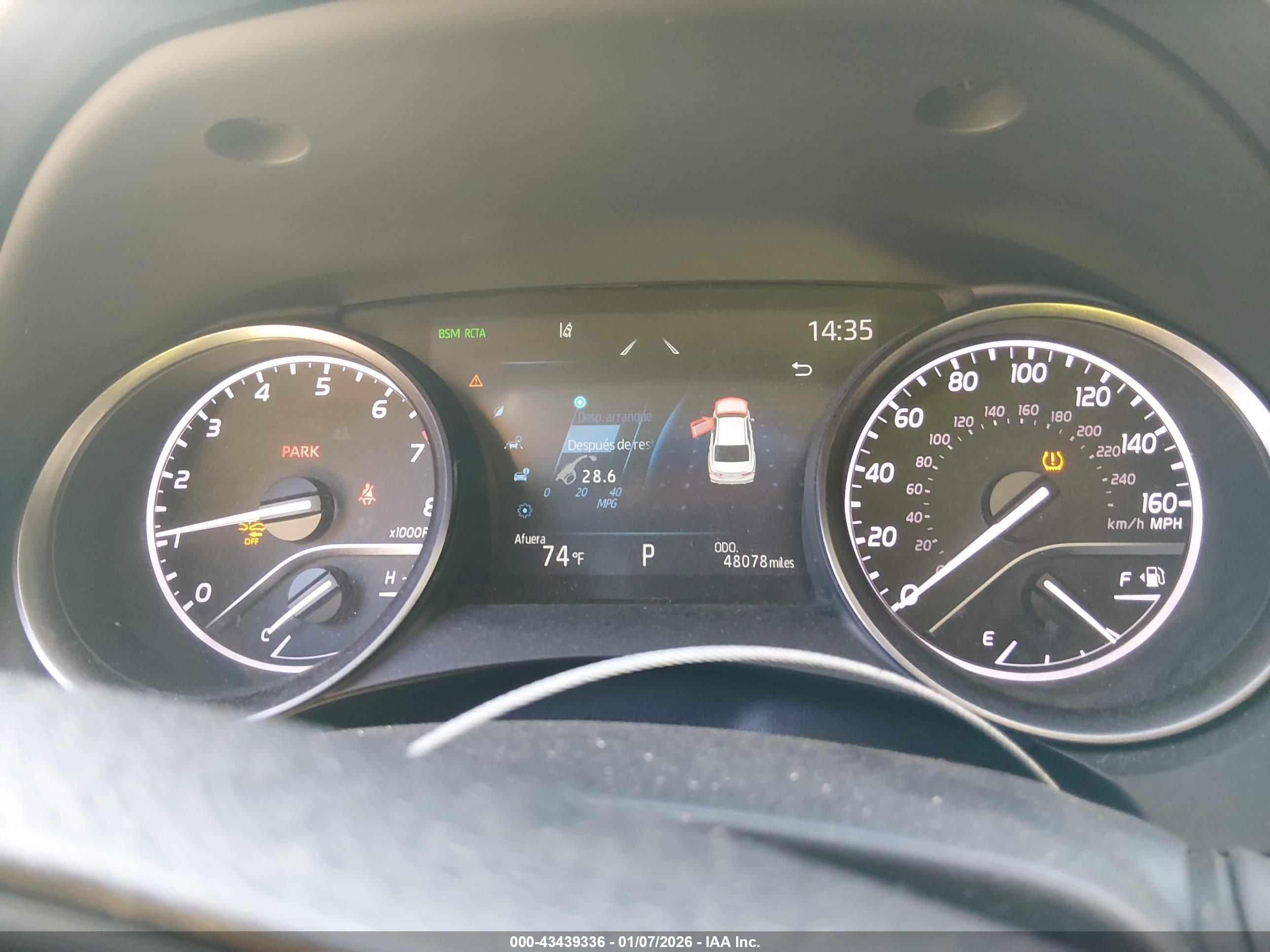 TOYOTA CAMRY image 7