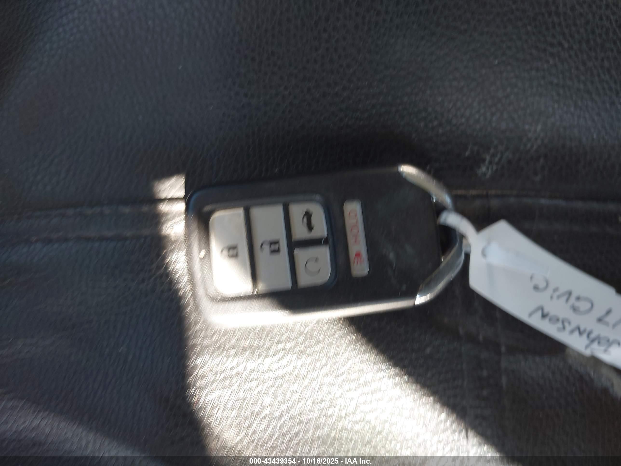 HONDA CIVIC image 11