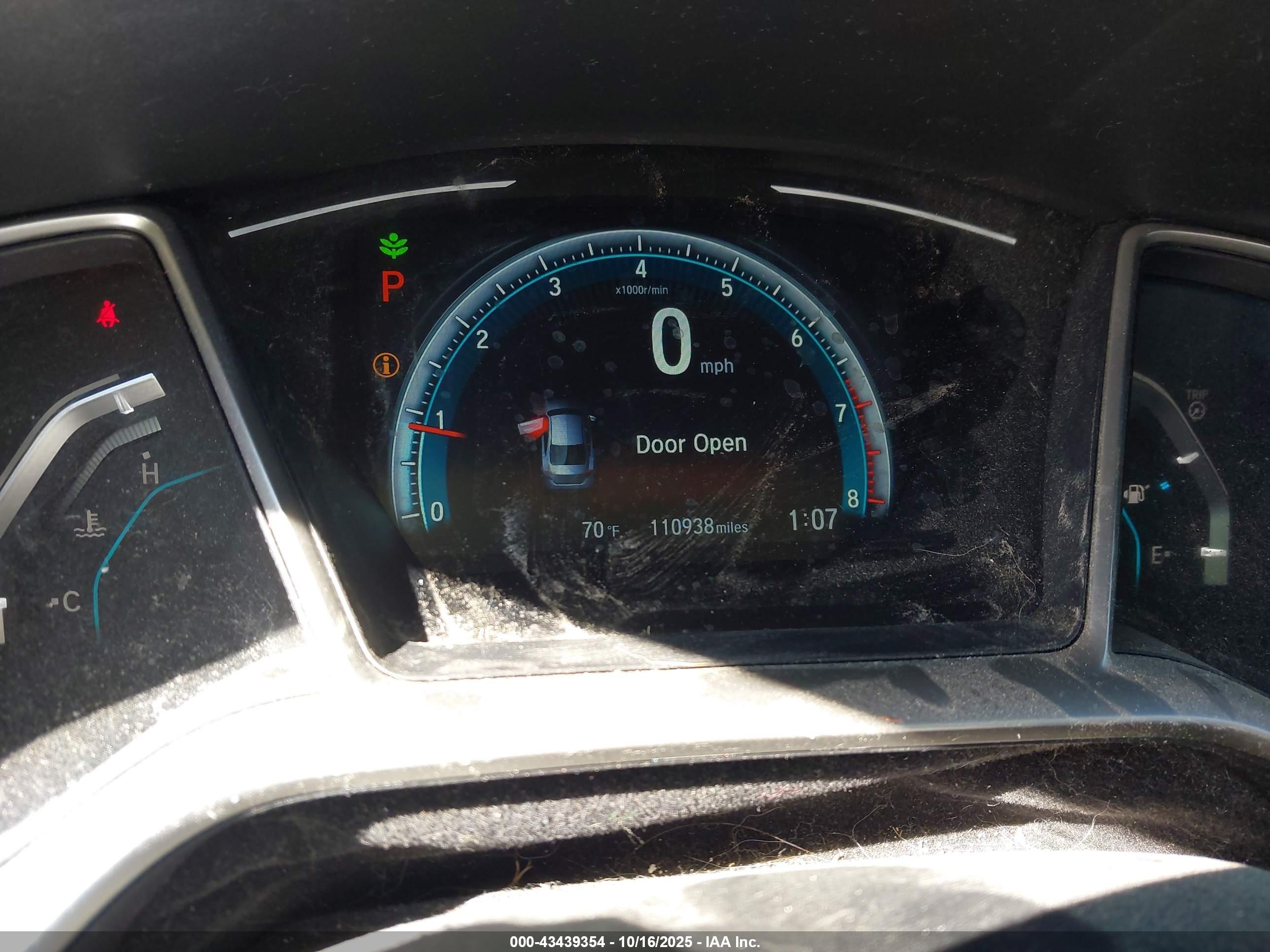 HONDA CIVIC image 7