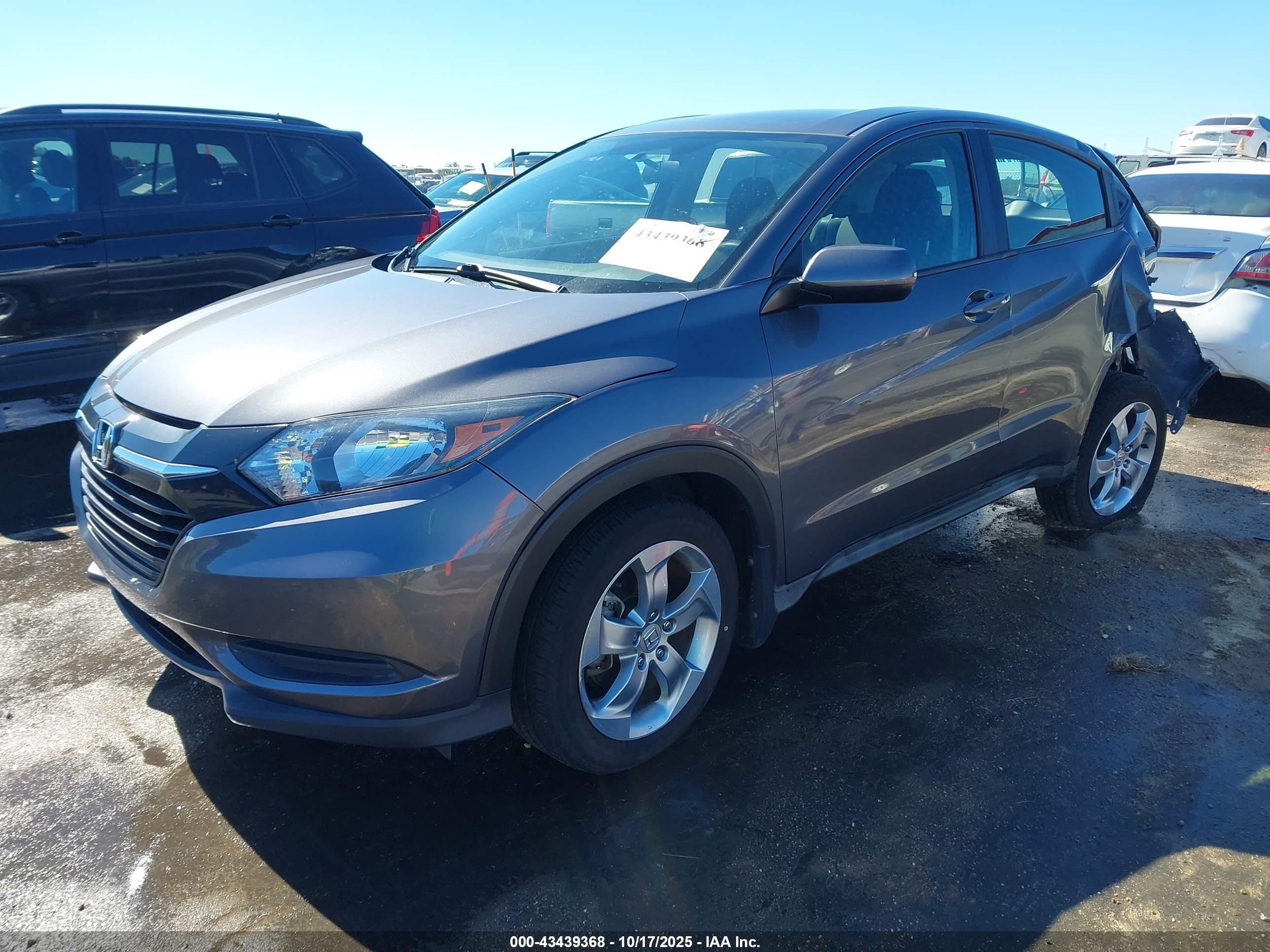 HONDA HR-V image 2