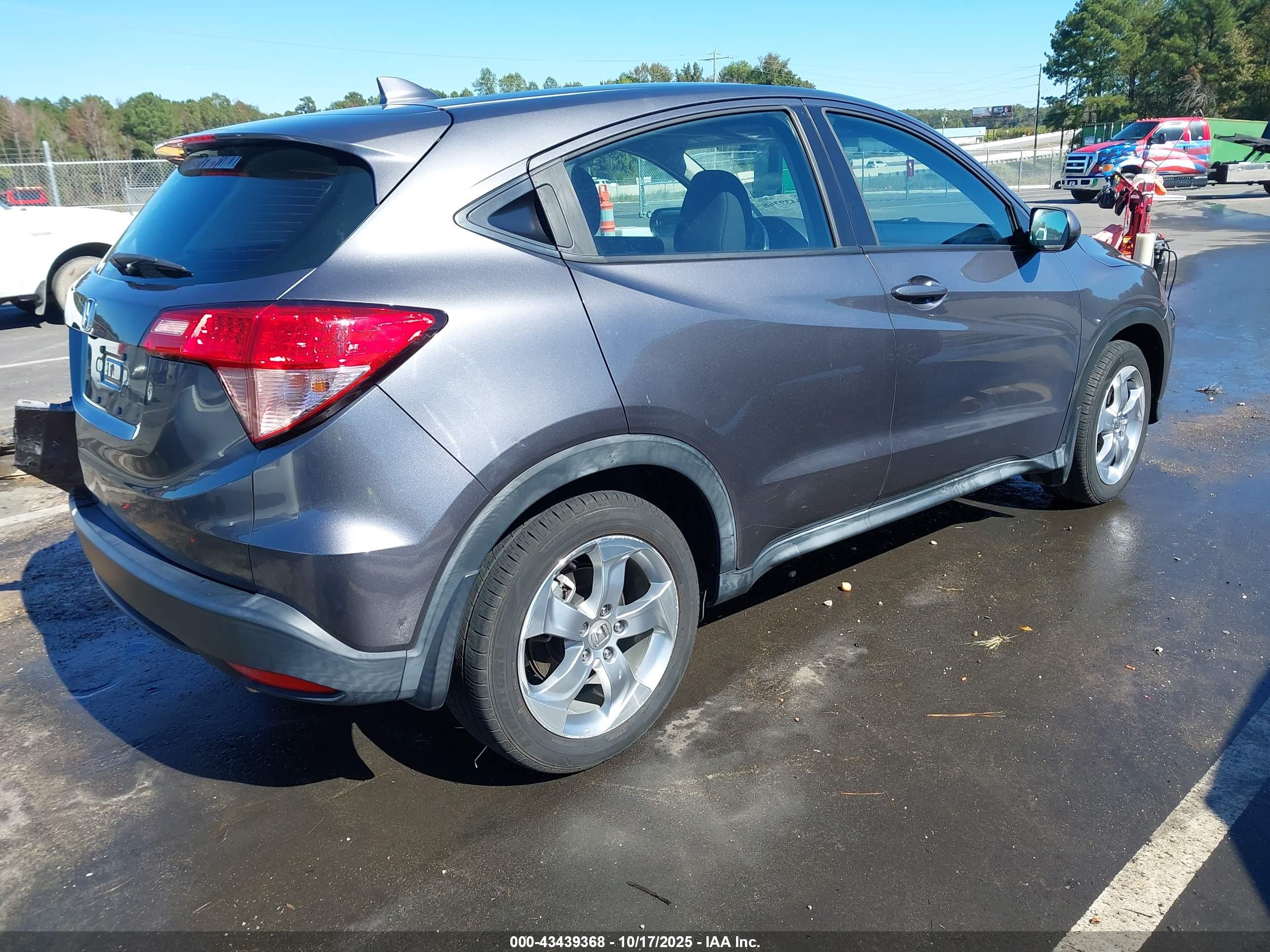 HONDA HR-V image 4