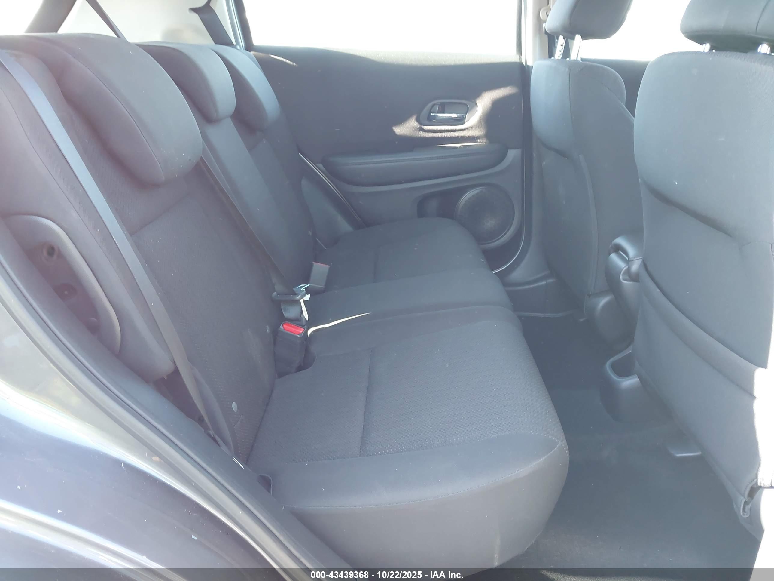 HONDA HR-V image 8