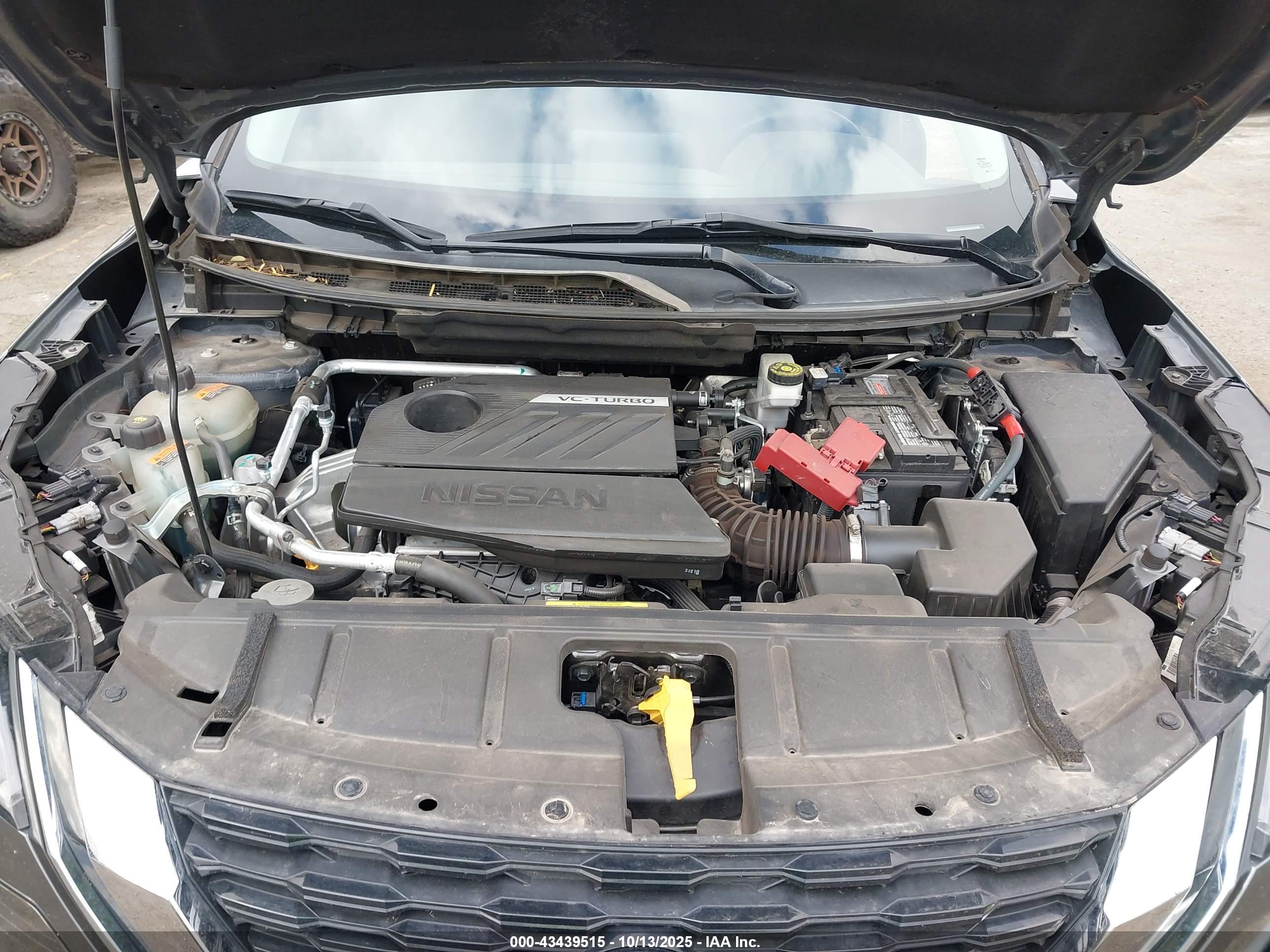NISSAN ROGUE image 10