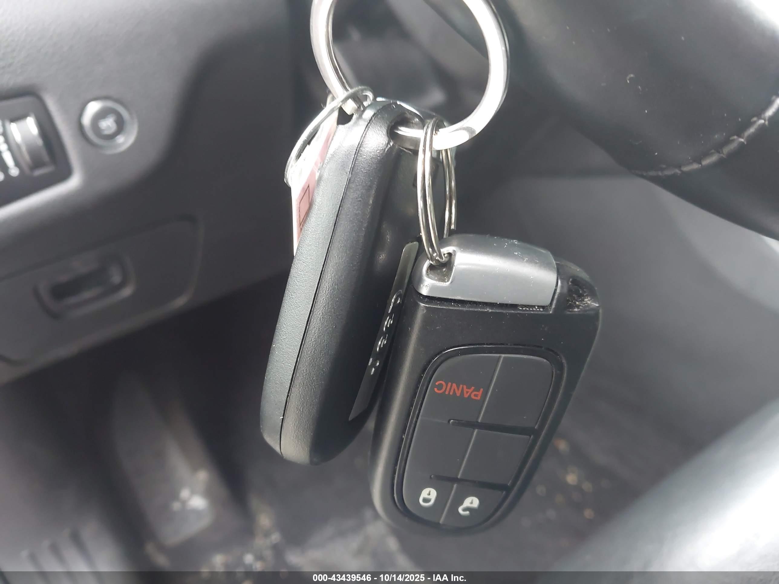 JEEP CHEROKEE image 11