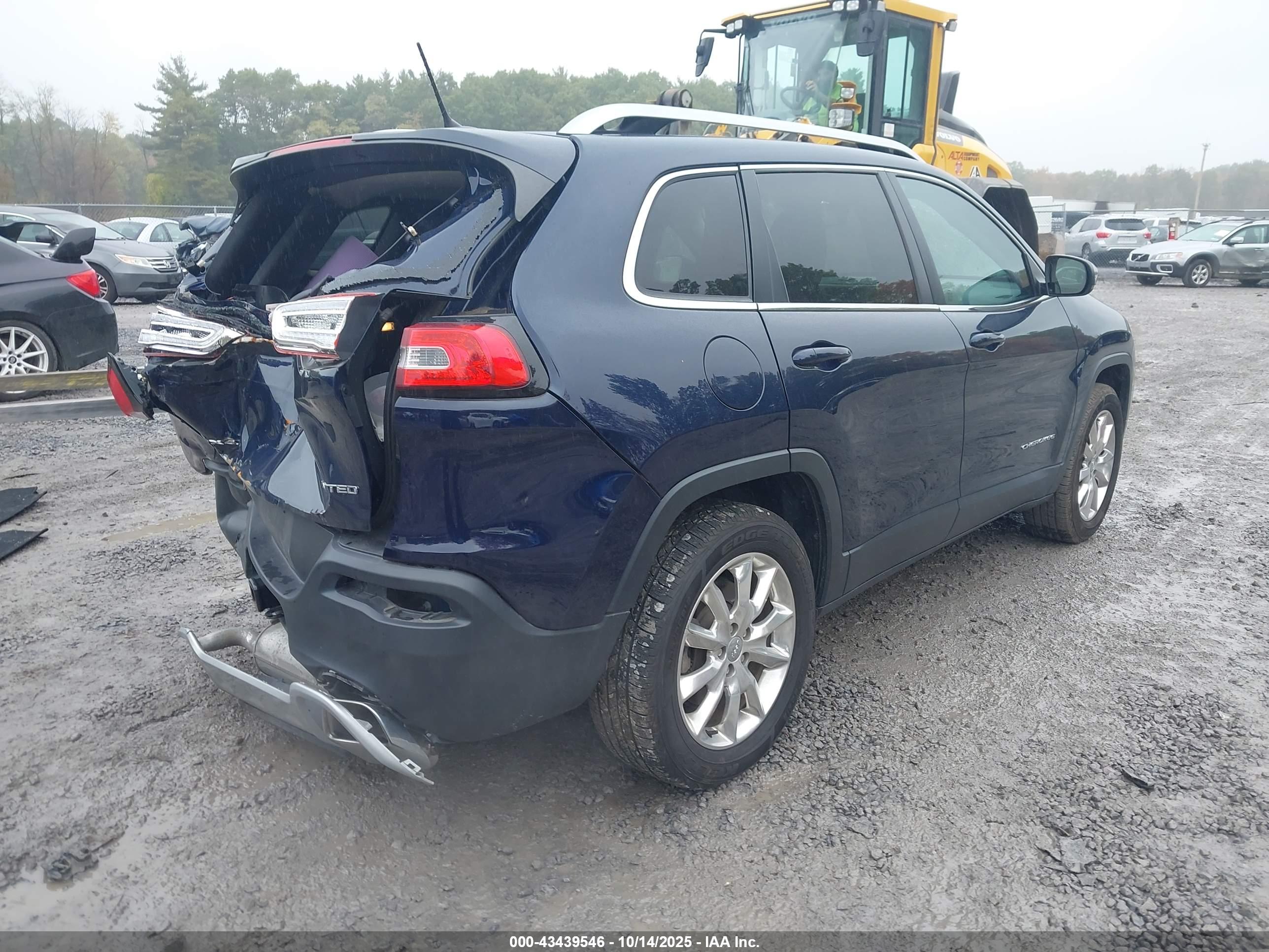 JEEP CHEROKEE image 4