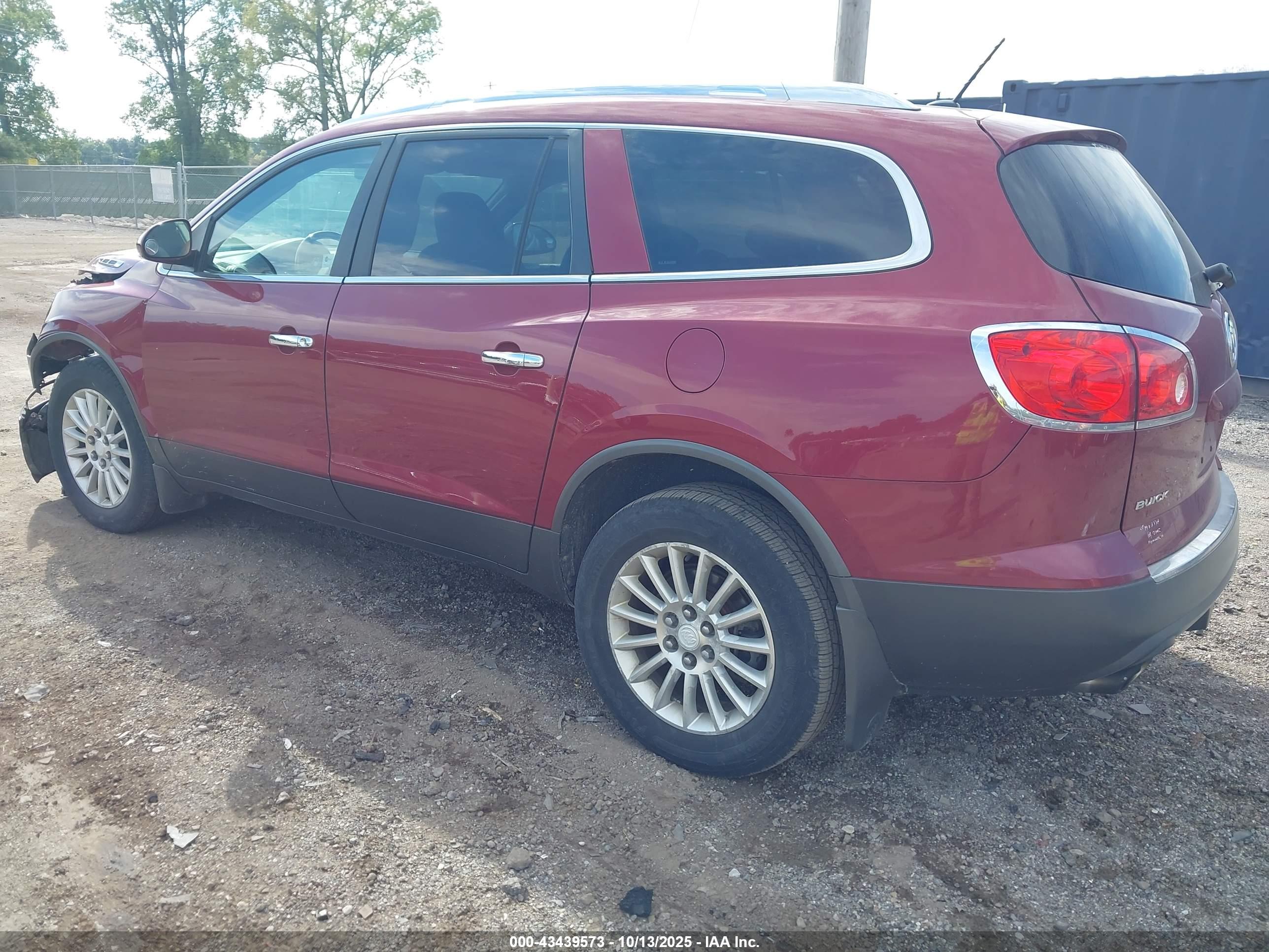 BUICK ENCLAVE image 3