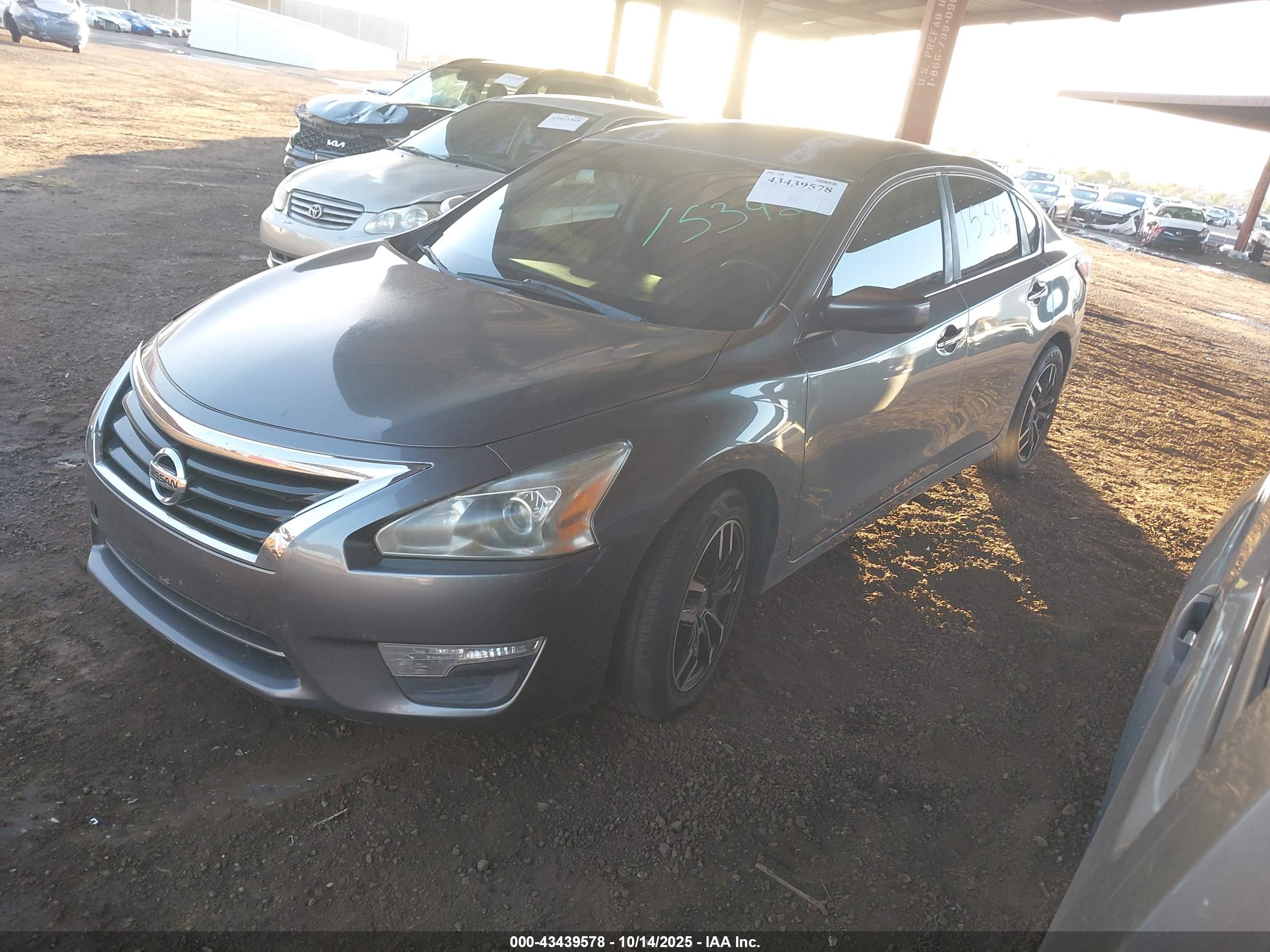 NISSAN ALTIMA image 2