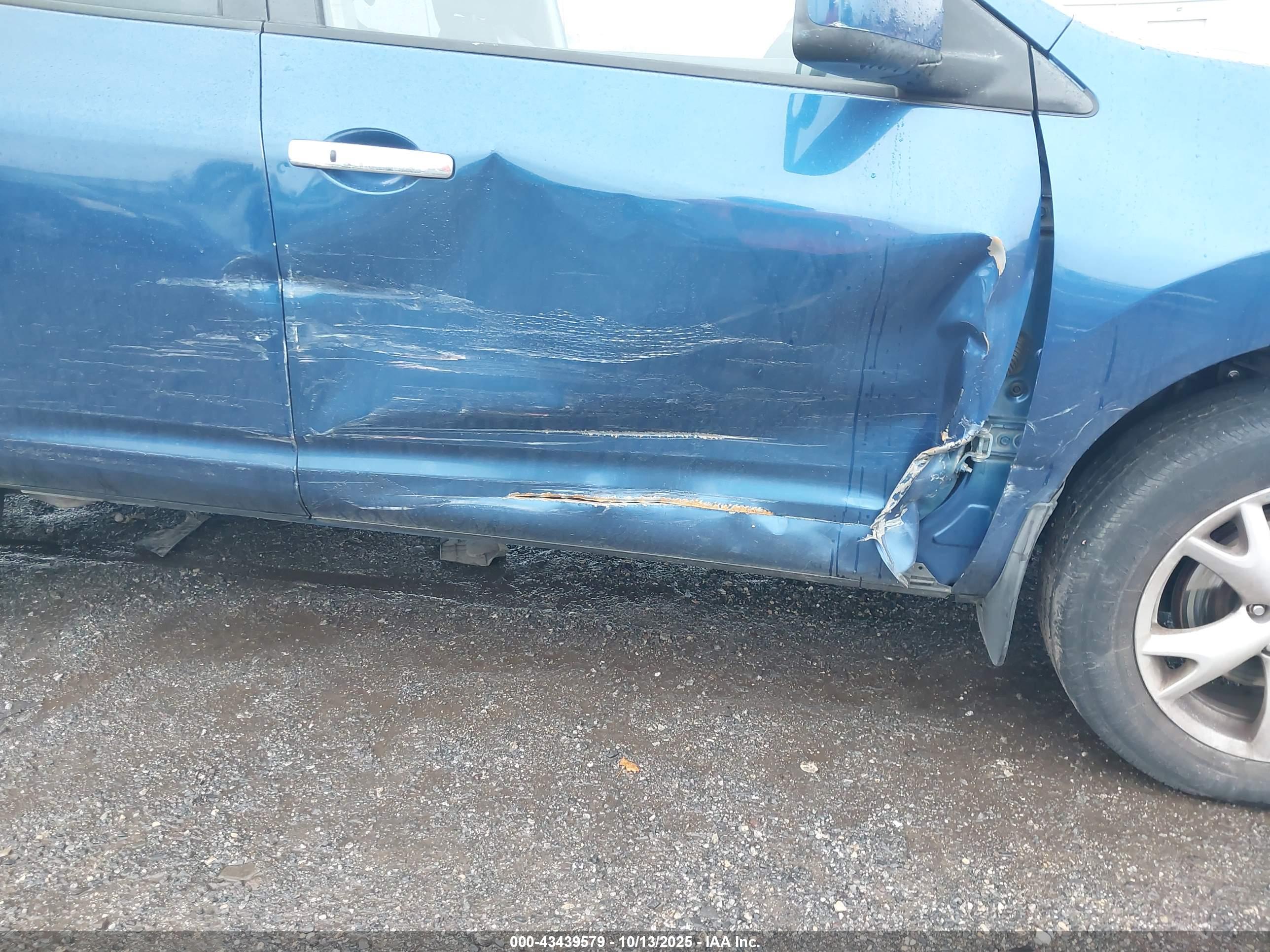 NISSAN ROGUE image 6