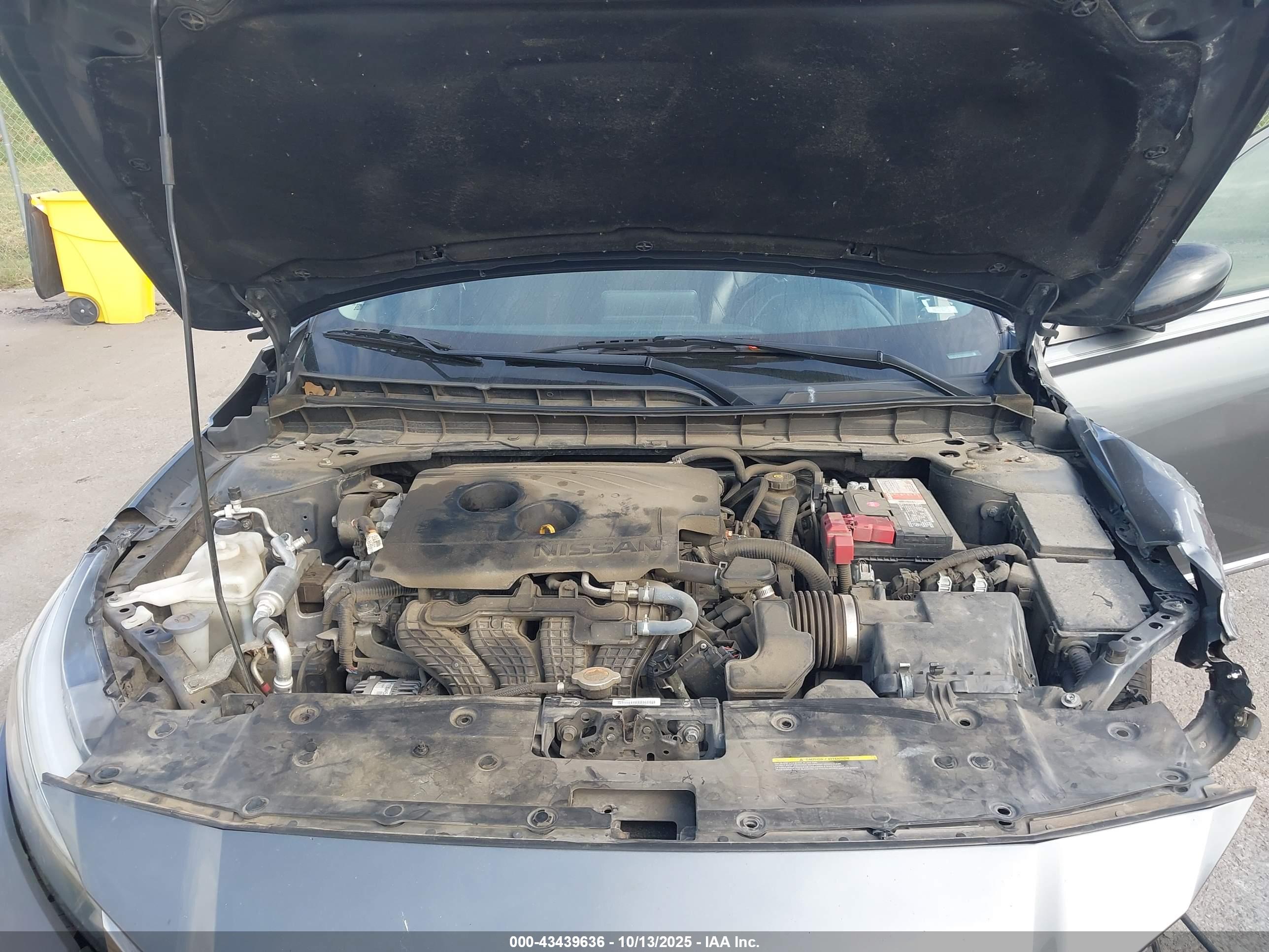 NISSAN ALTIMA image 10