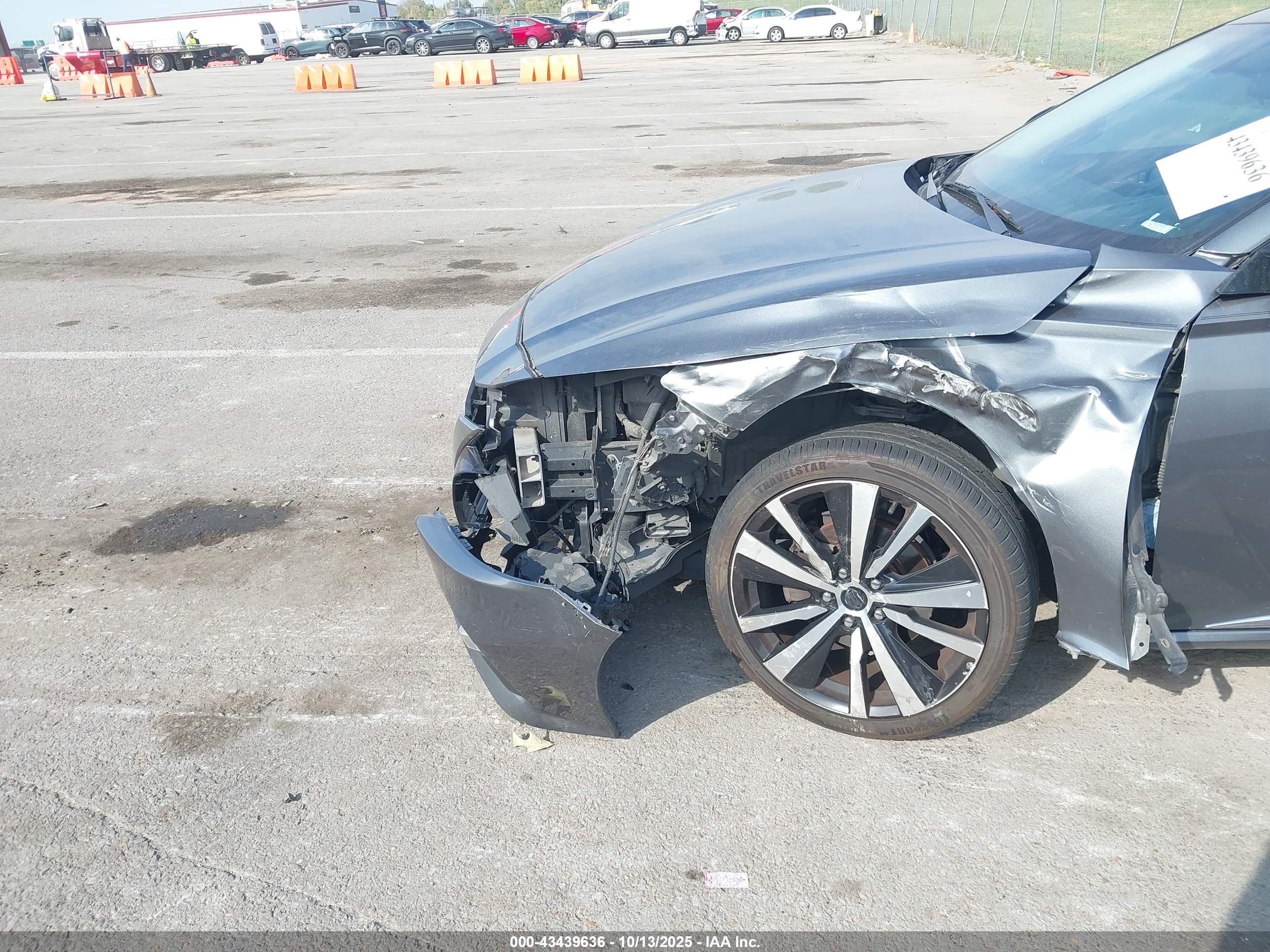 NISSAN ALTIMA image 6