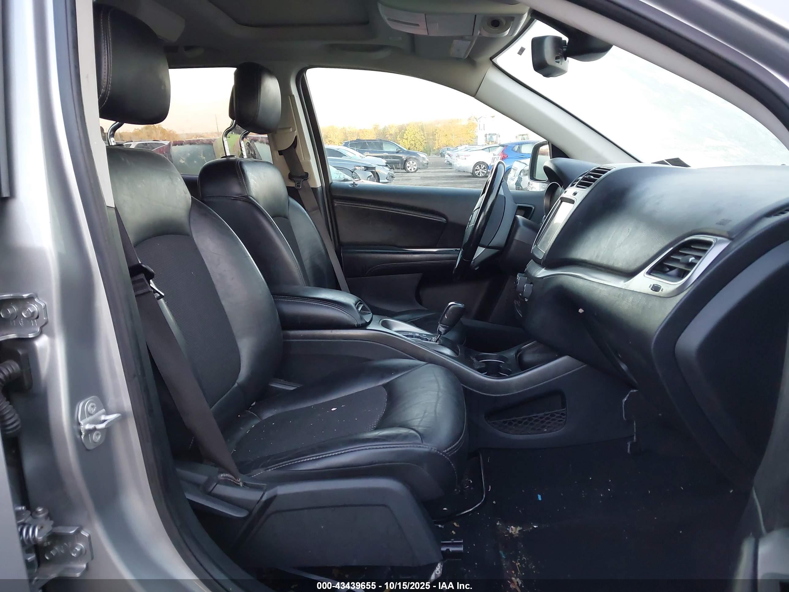 DODGE JOURNEY image 5