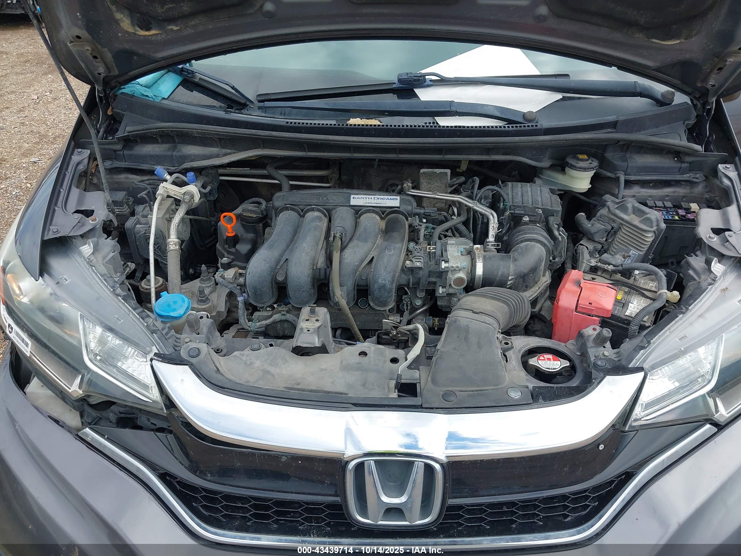 HONDA FIT image 10