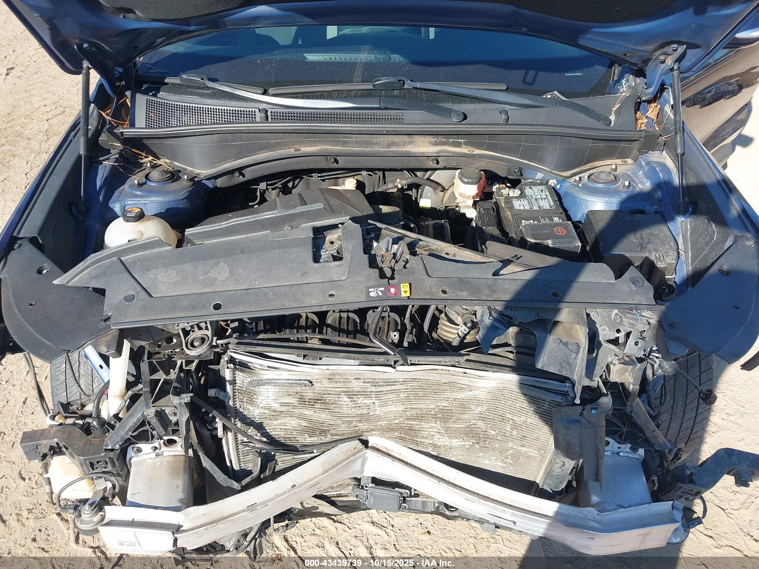 HYUNDAI SANTA image 10