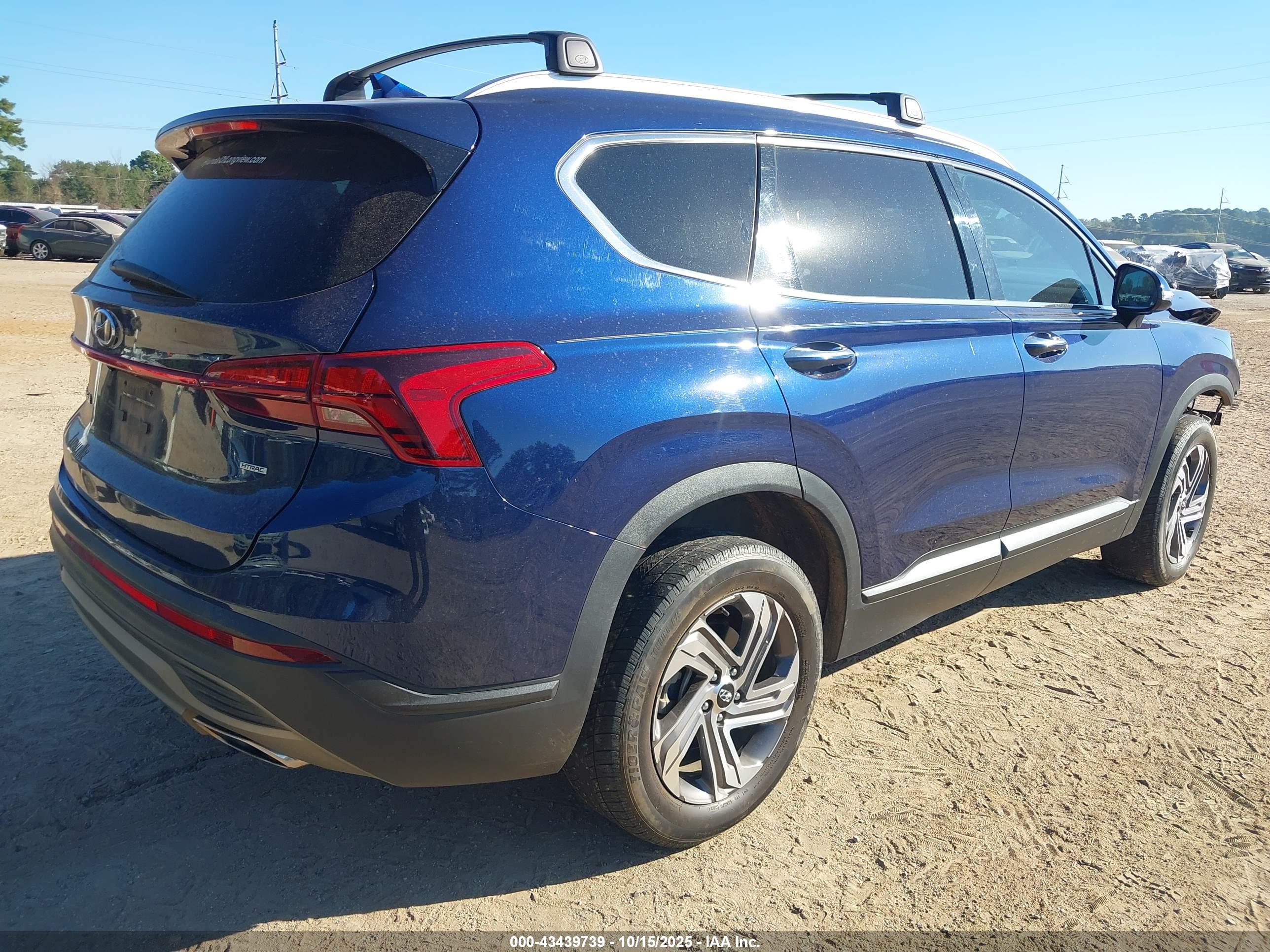 HYUNDAI SANTA image 4