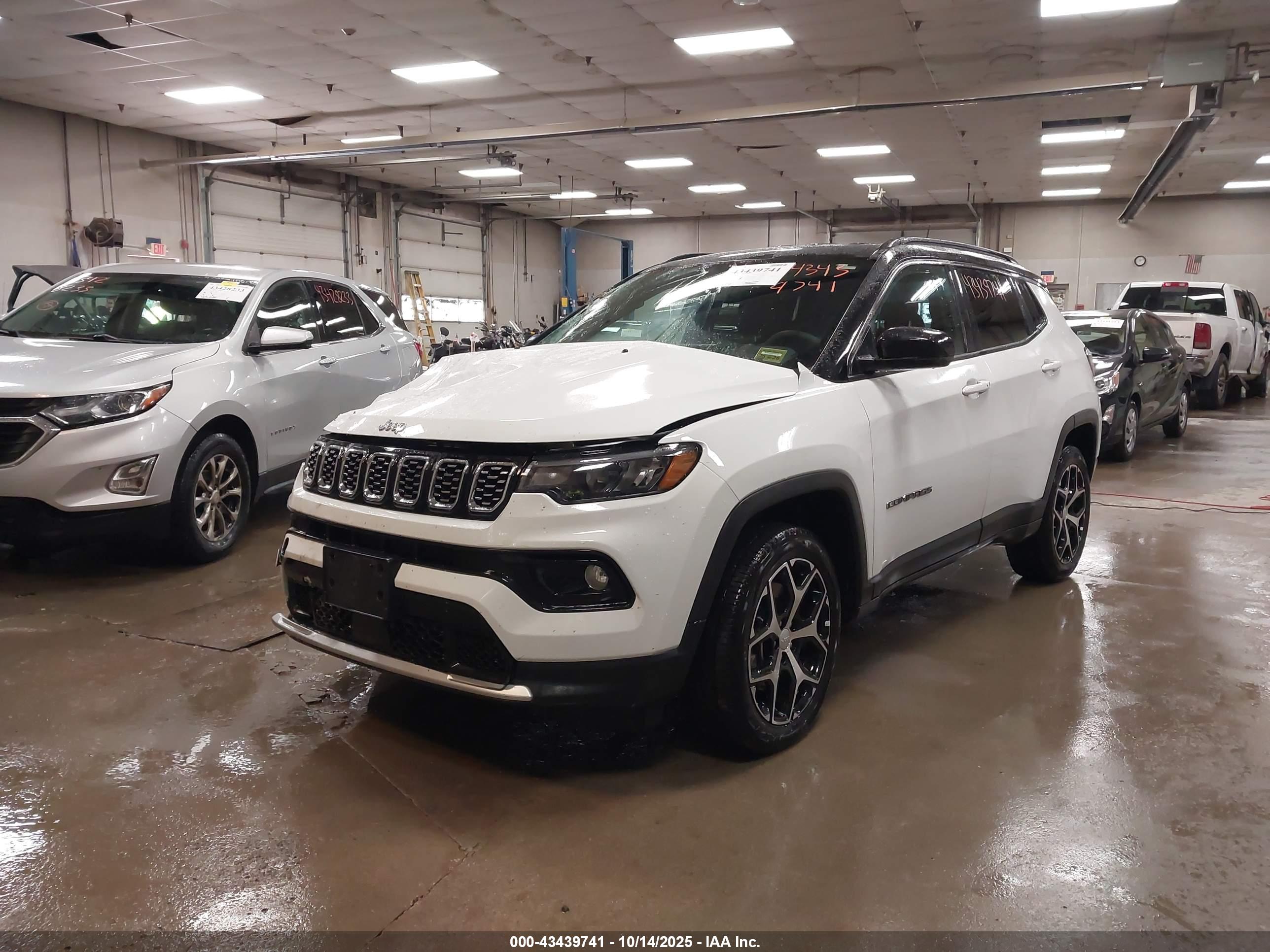 JEEP COMPASS image 2