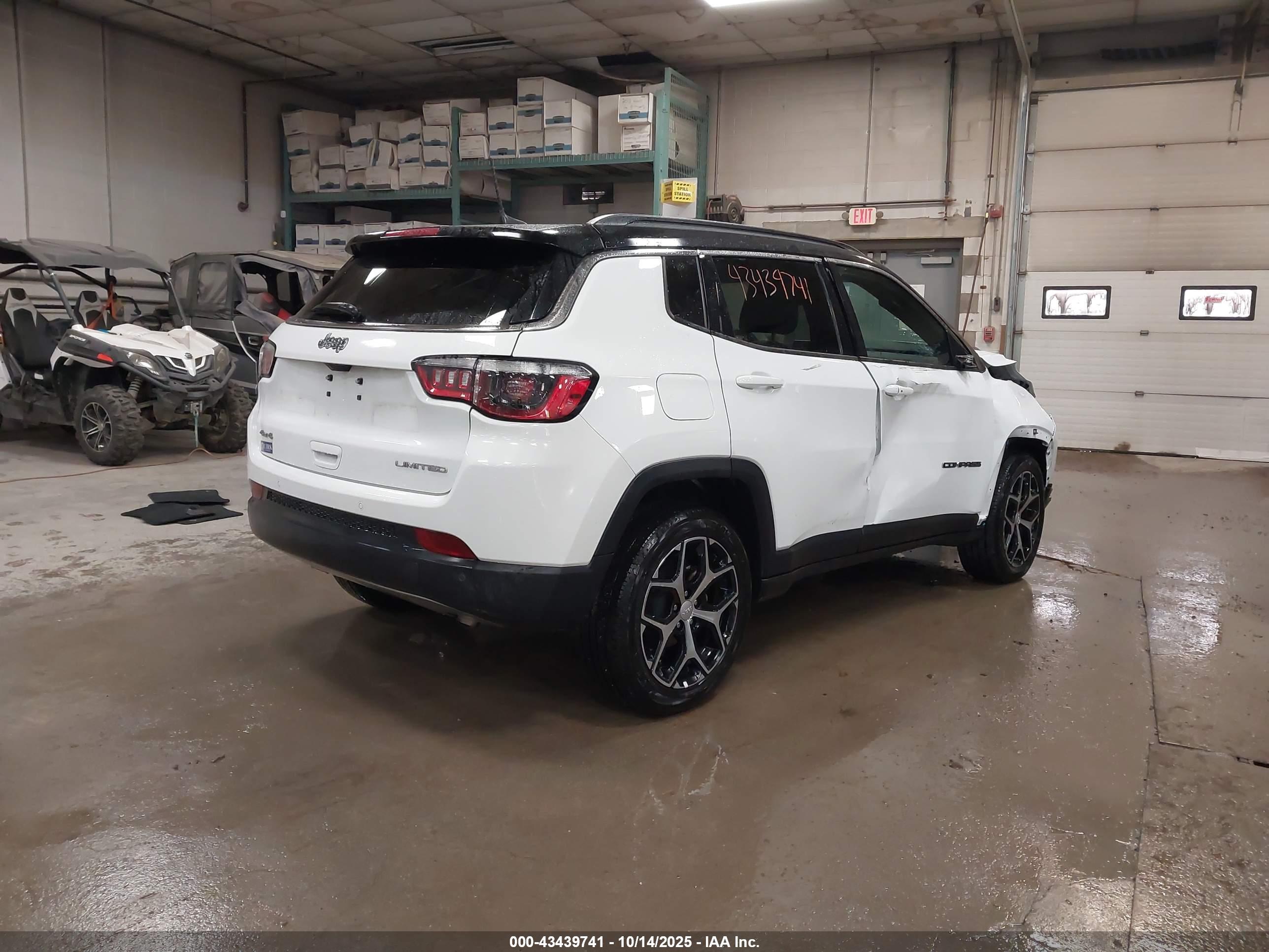 JEEP COMPASS image 4