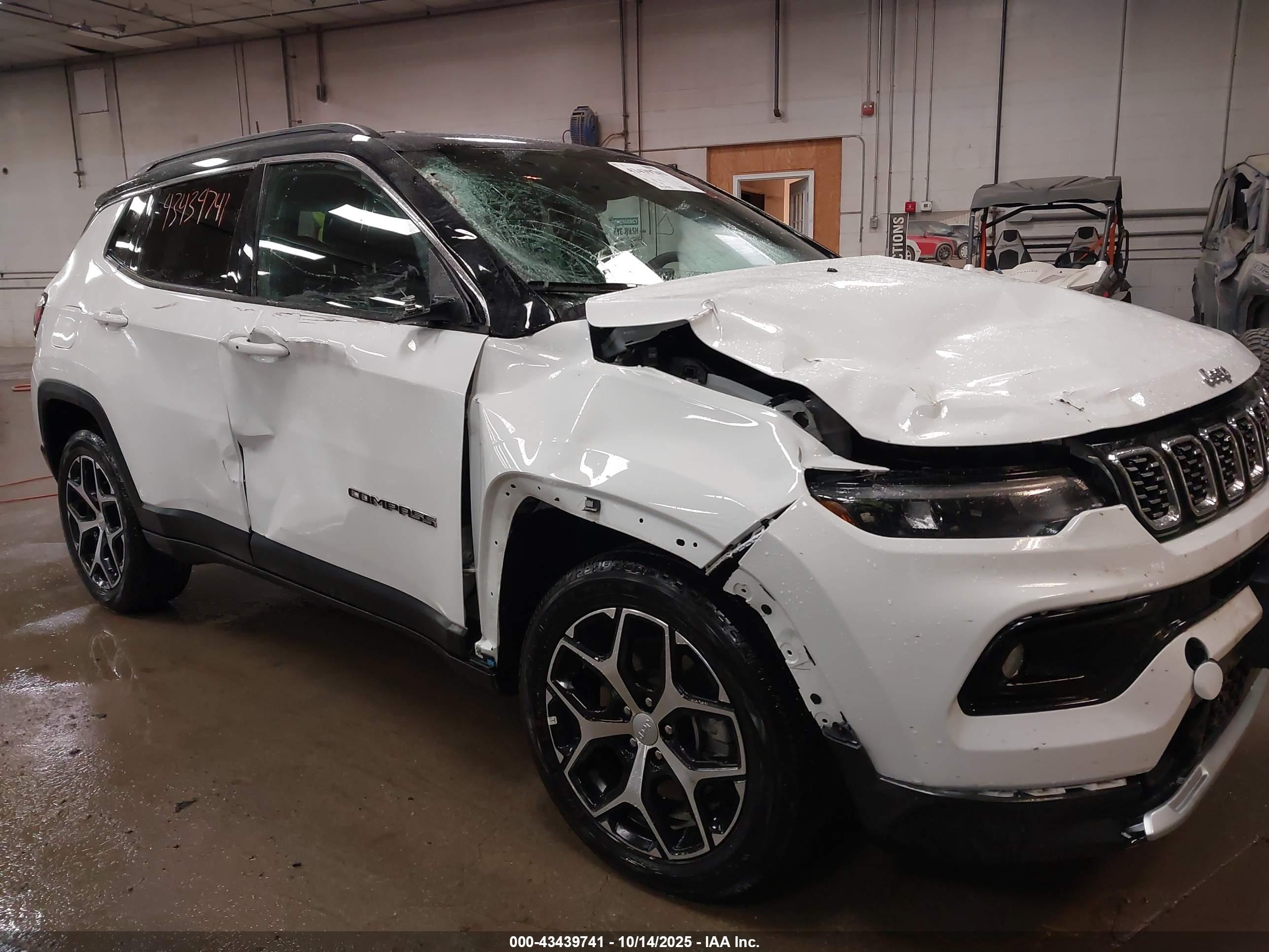 JEEP COMPASS image 6
