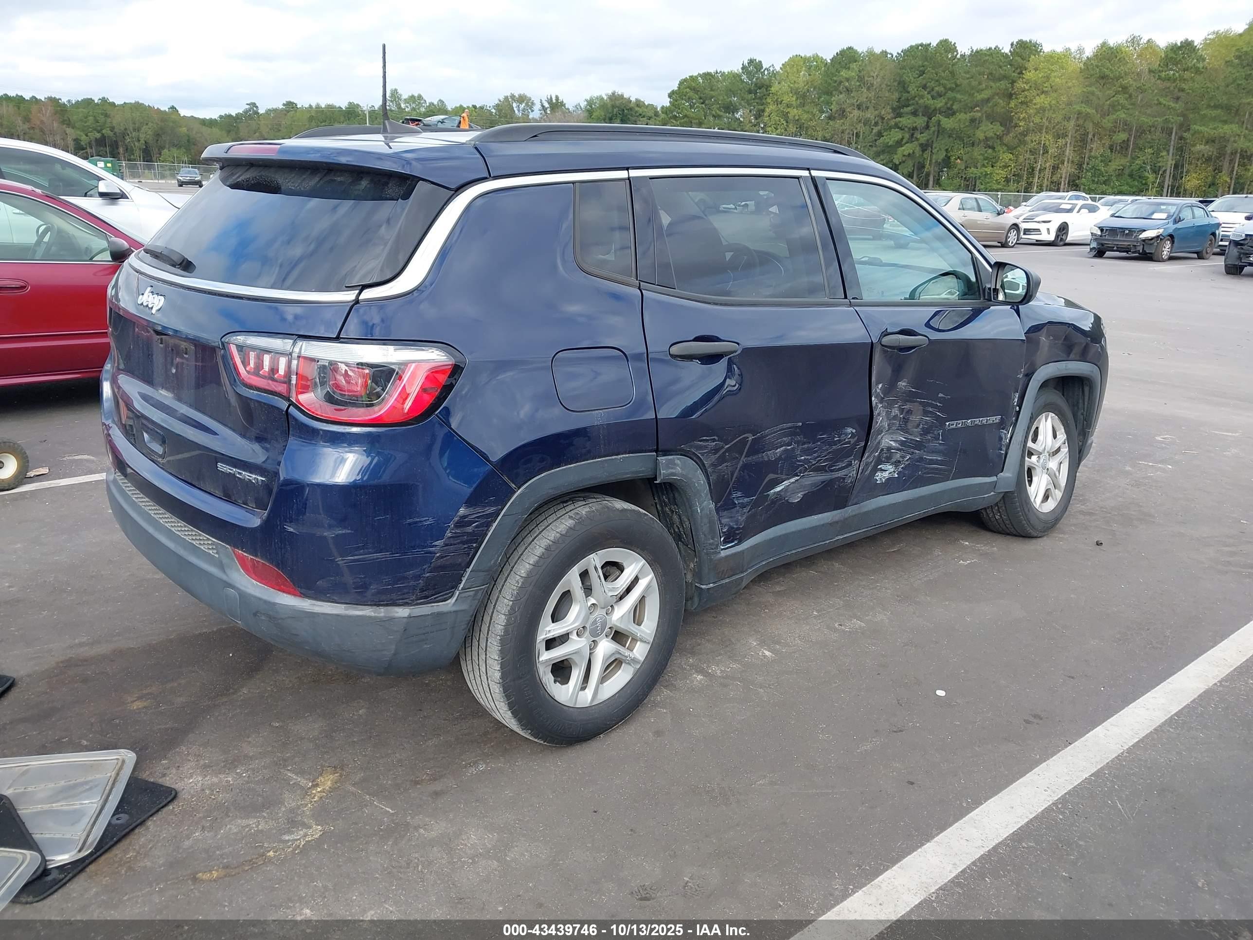 JEEP COMPASS image 4