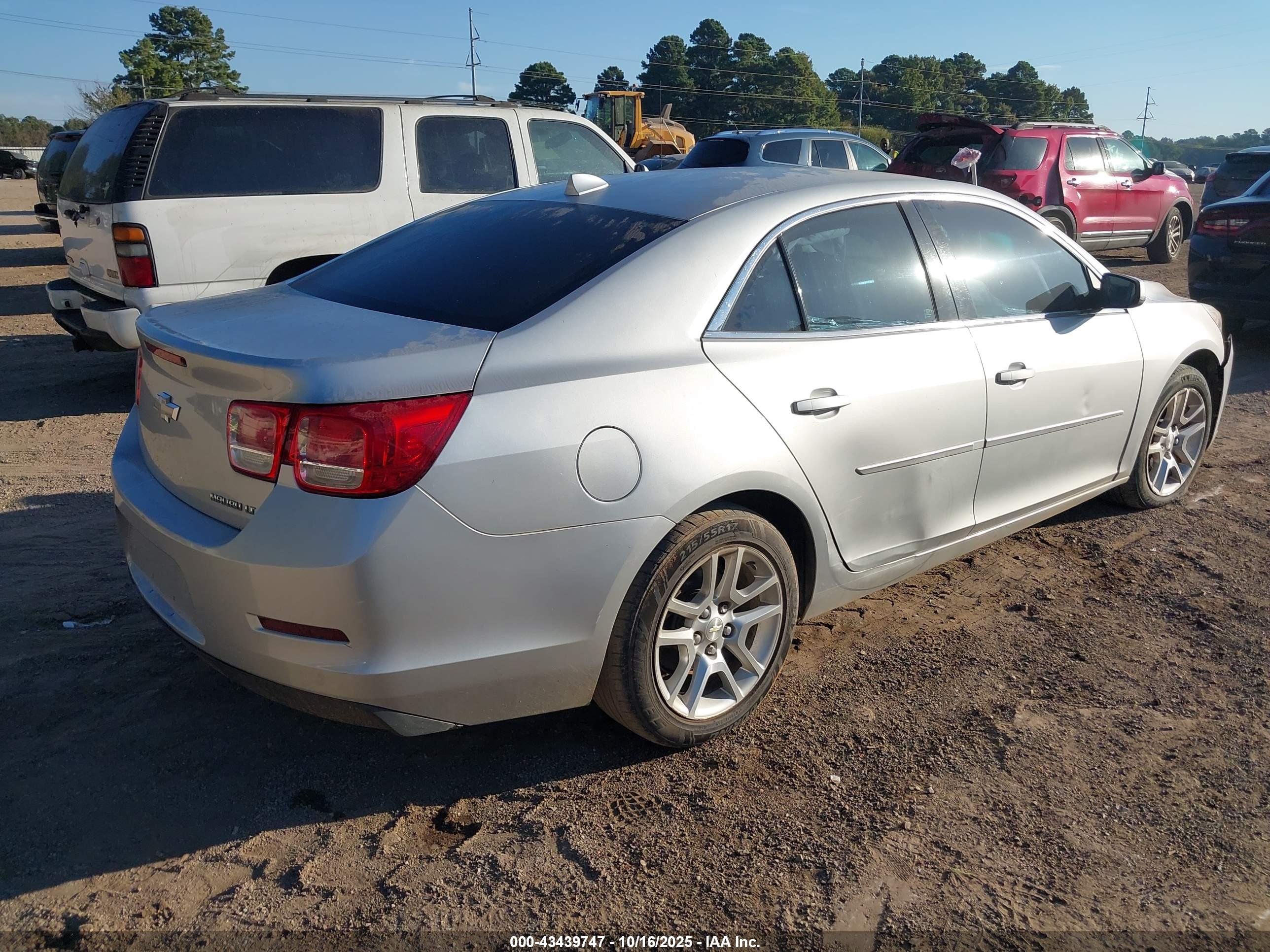 CHEVROLET MALIBU image 4