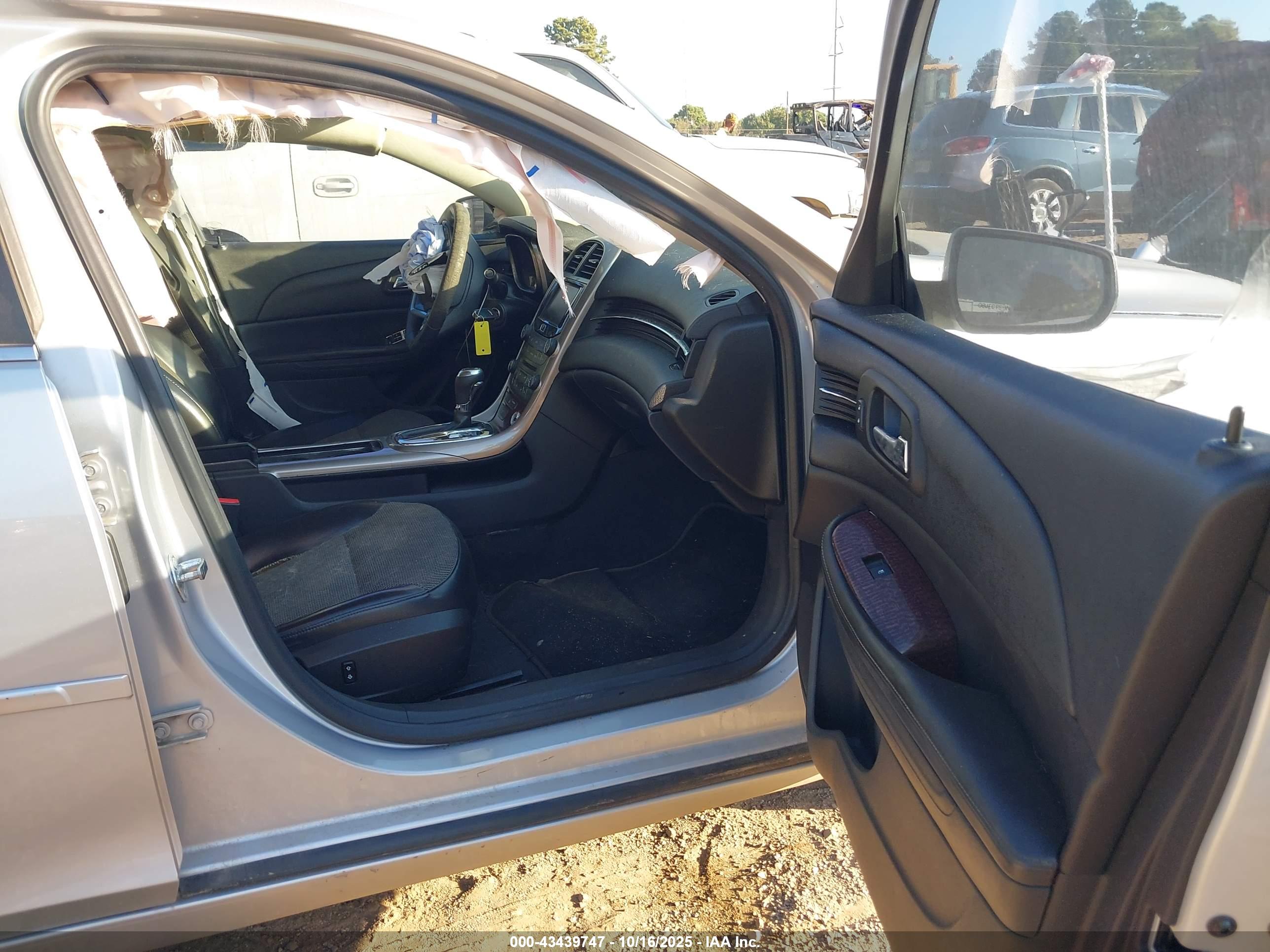 CHEVROLET MALIBU image 5