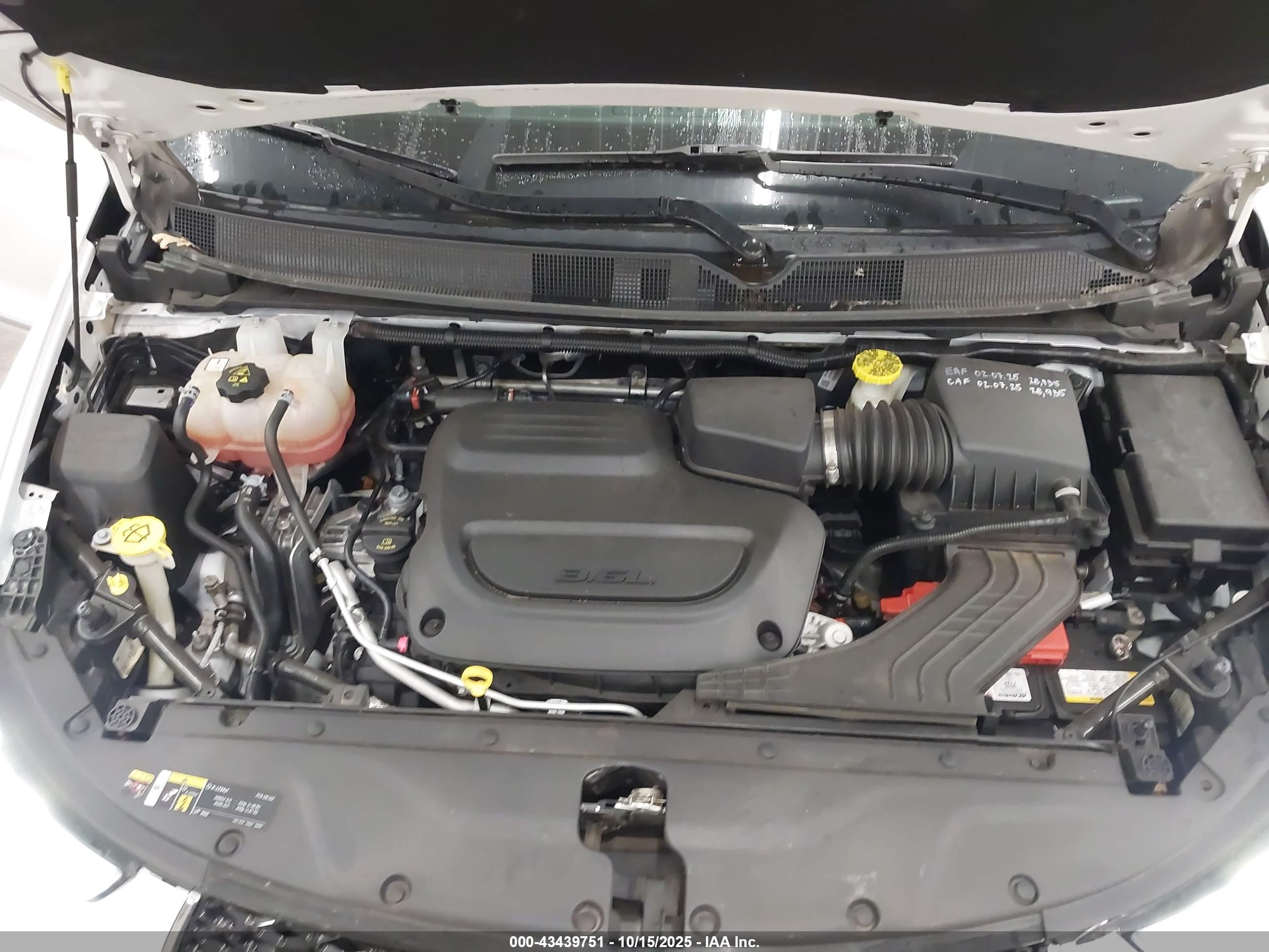CHRYSLER PACIFICA image 10