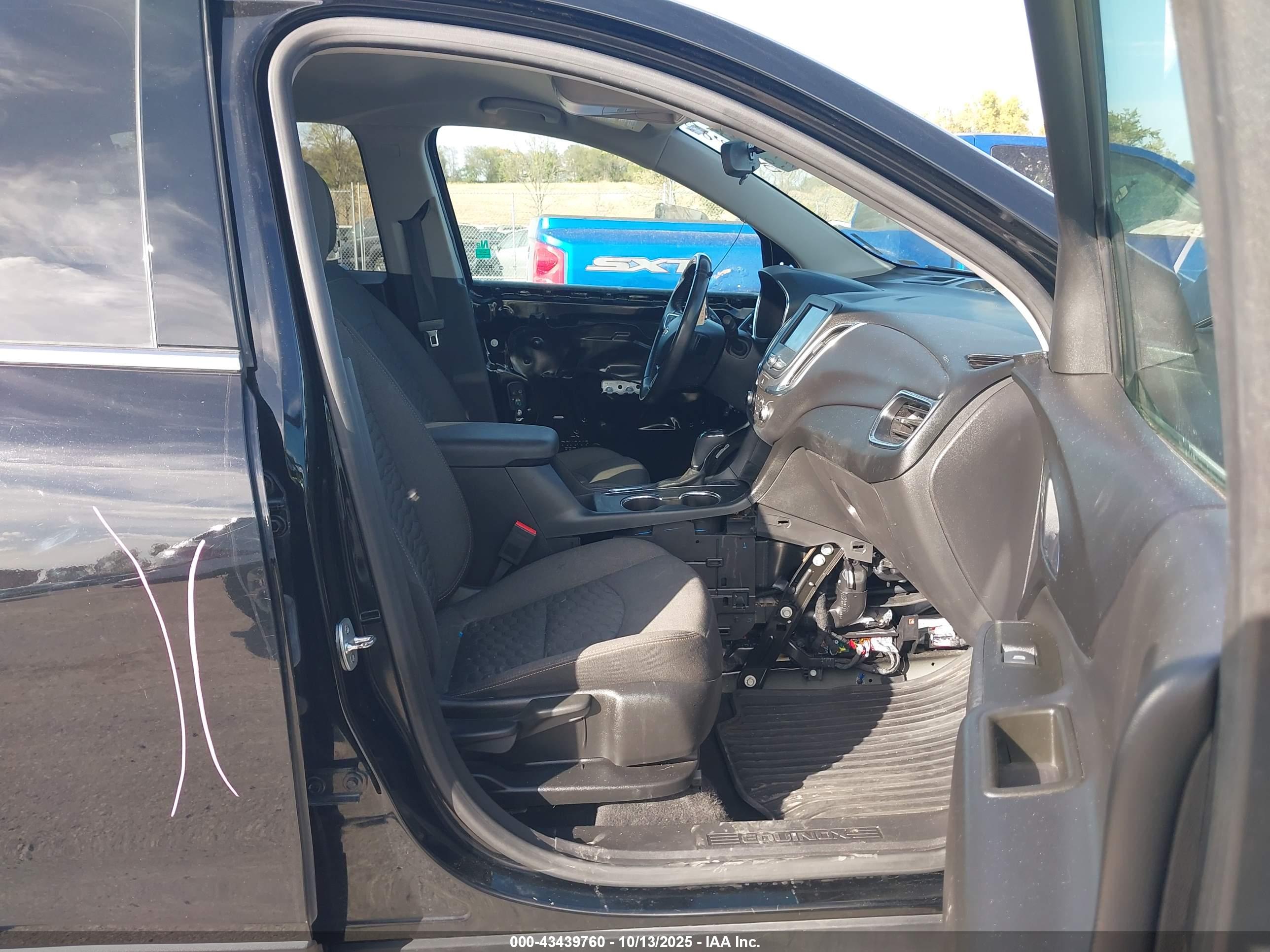 CHEVROLET EQUINOX image 5