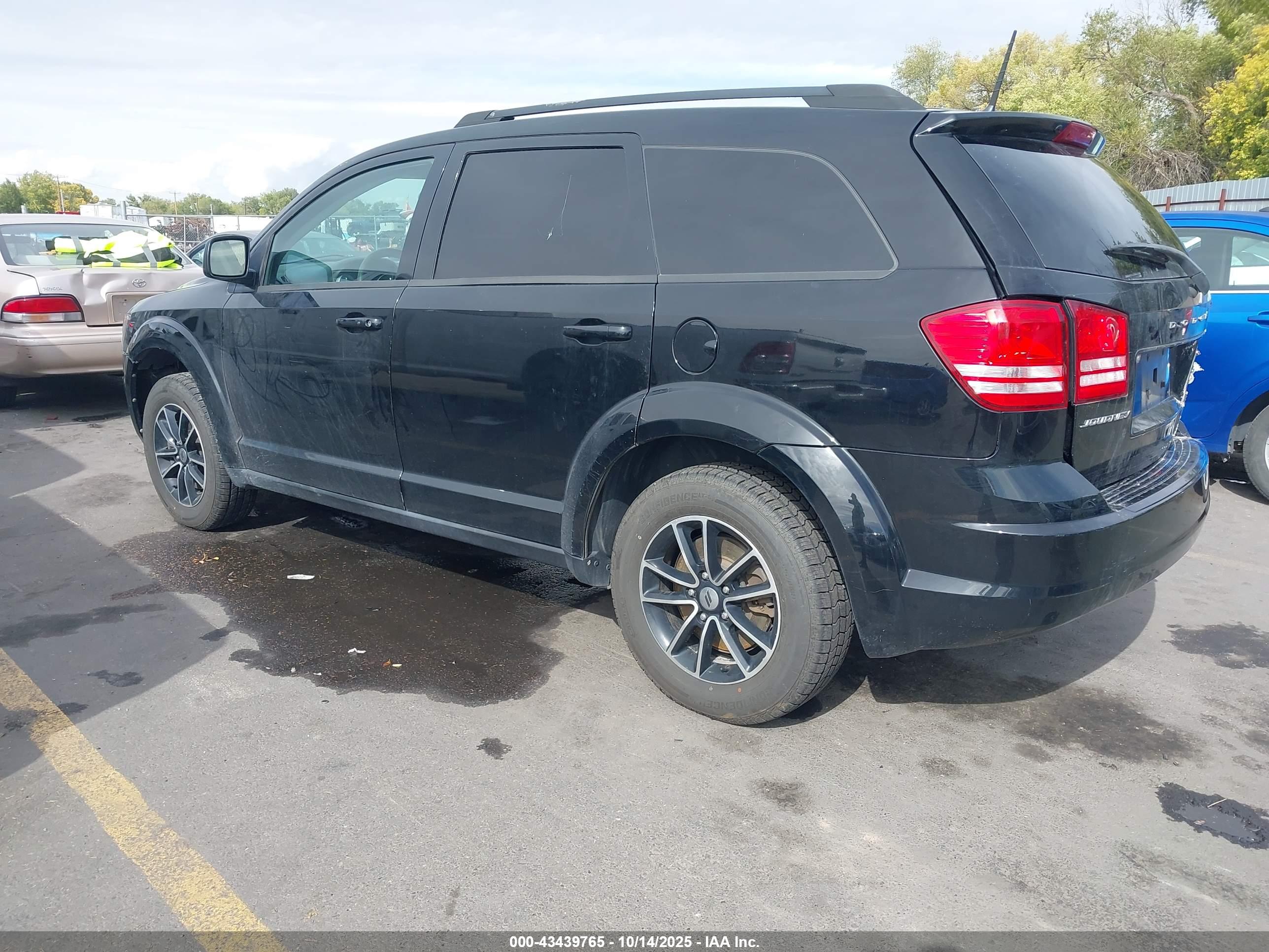 DODGE JOURNEY image 3
