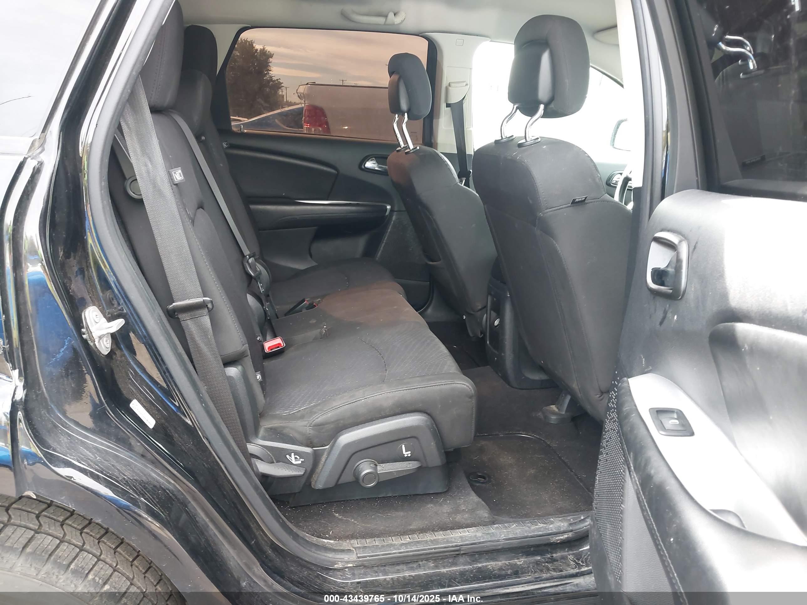 DODGE JOURNEY image 8