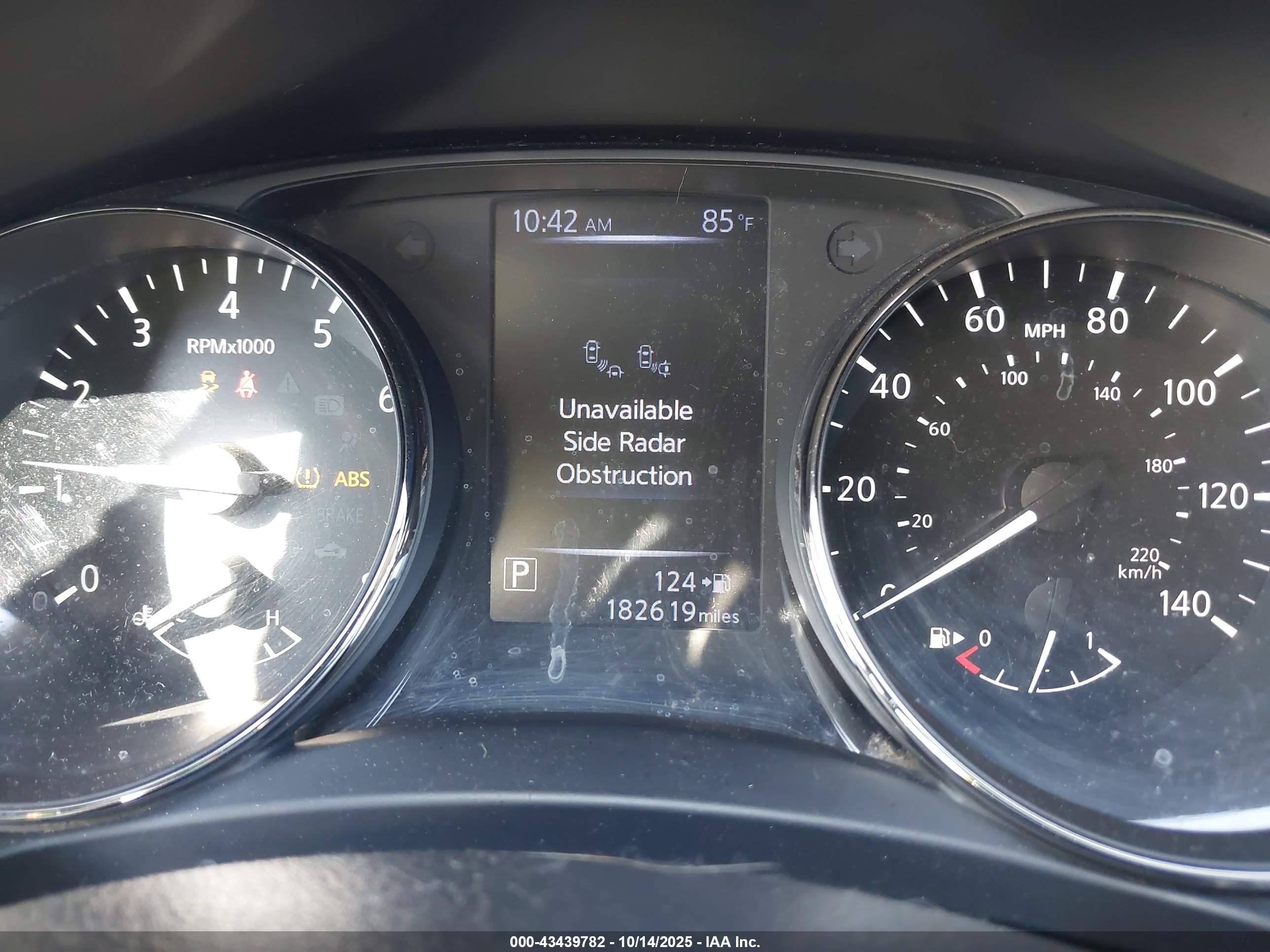 NISSAN ROGUE image 7