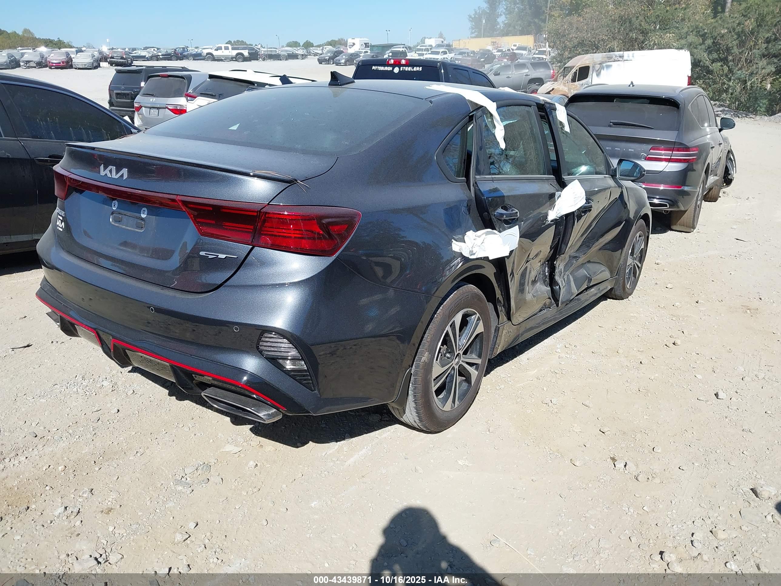 KIA FORTE image 4