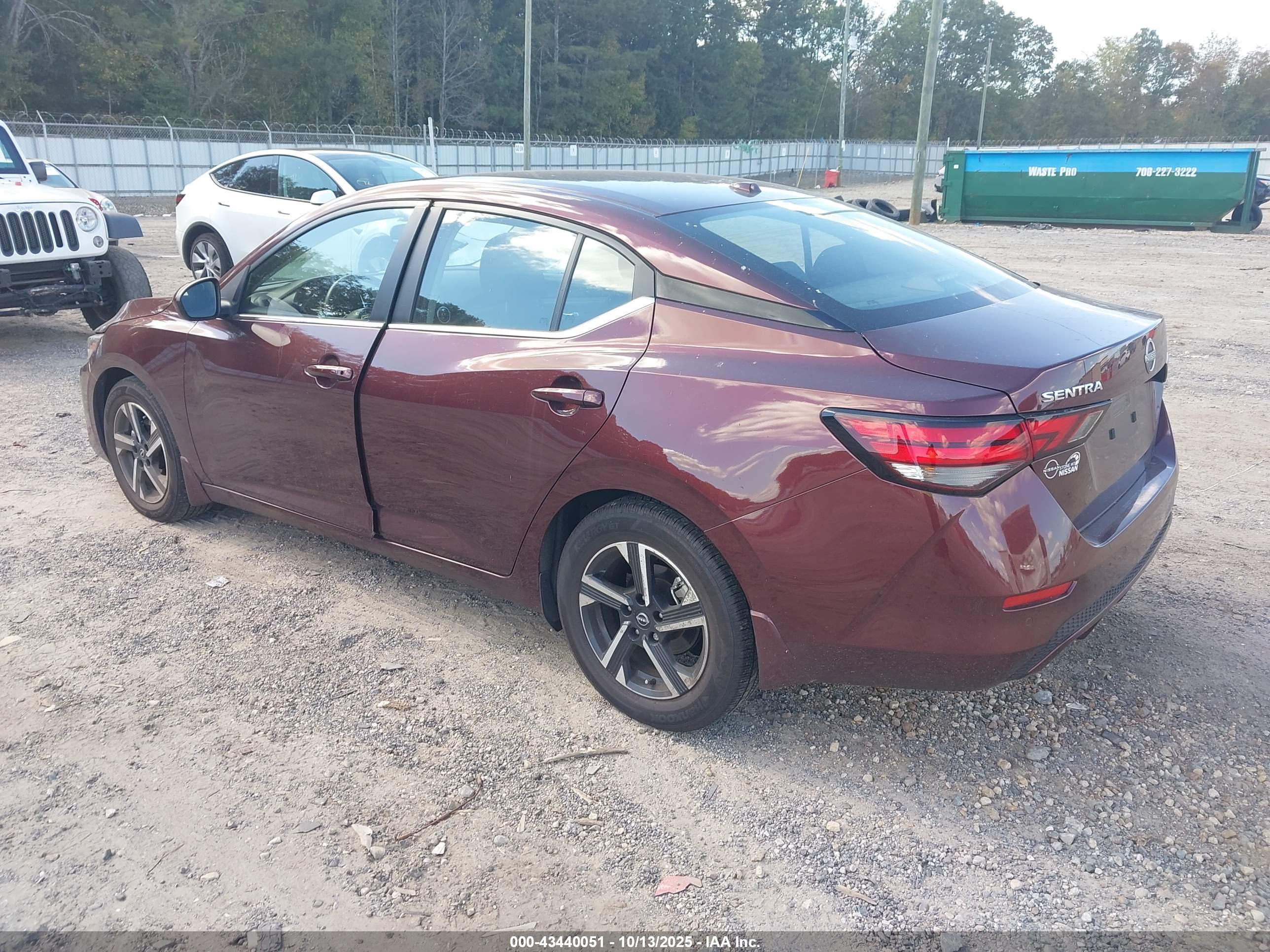 NISSAN SENTRA image 3