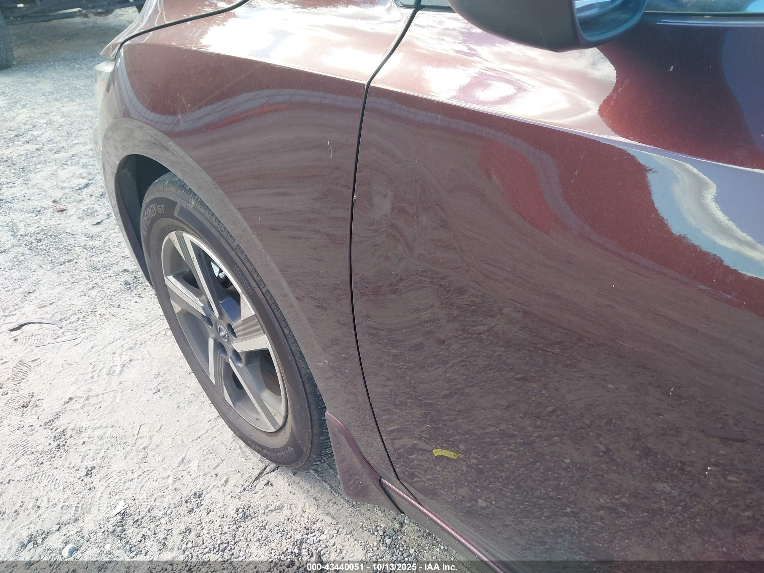 NISSAN SENTRA image 6