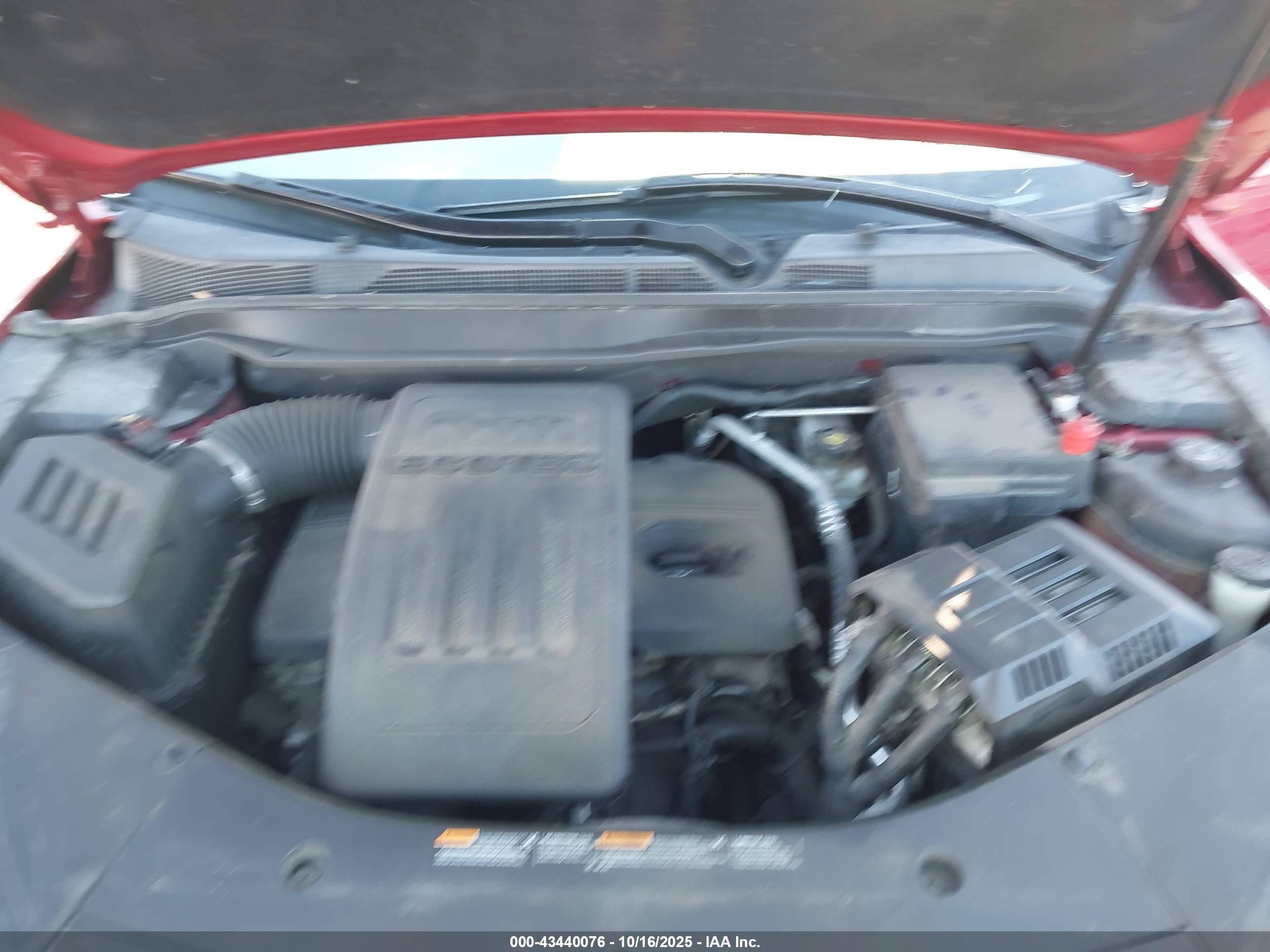 GMC TERRAIN image 10