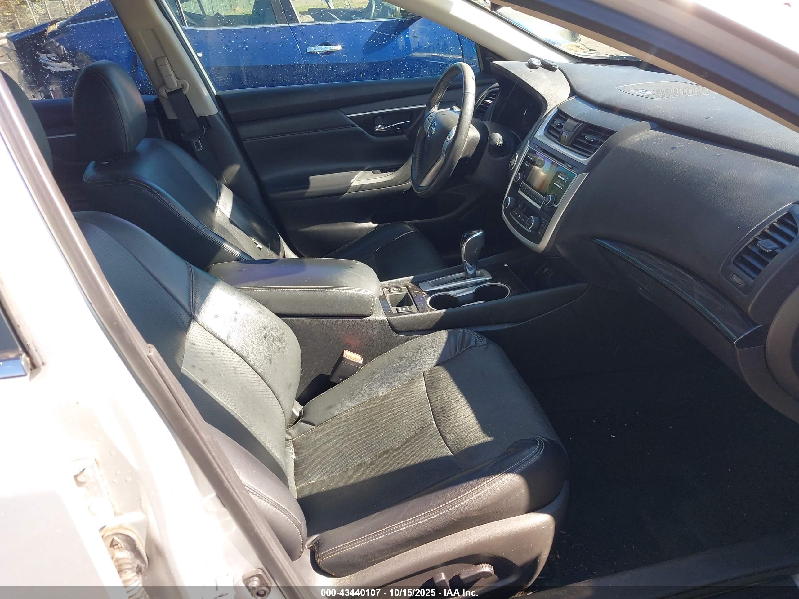NISSAN ALTIMA image 5