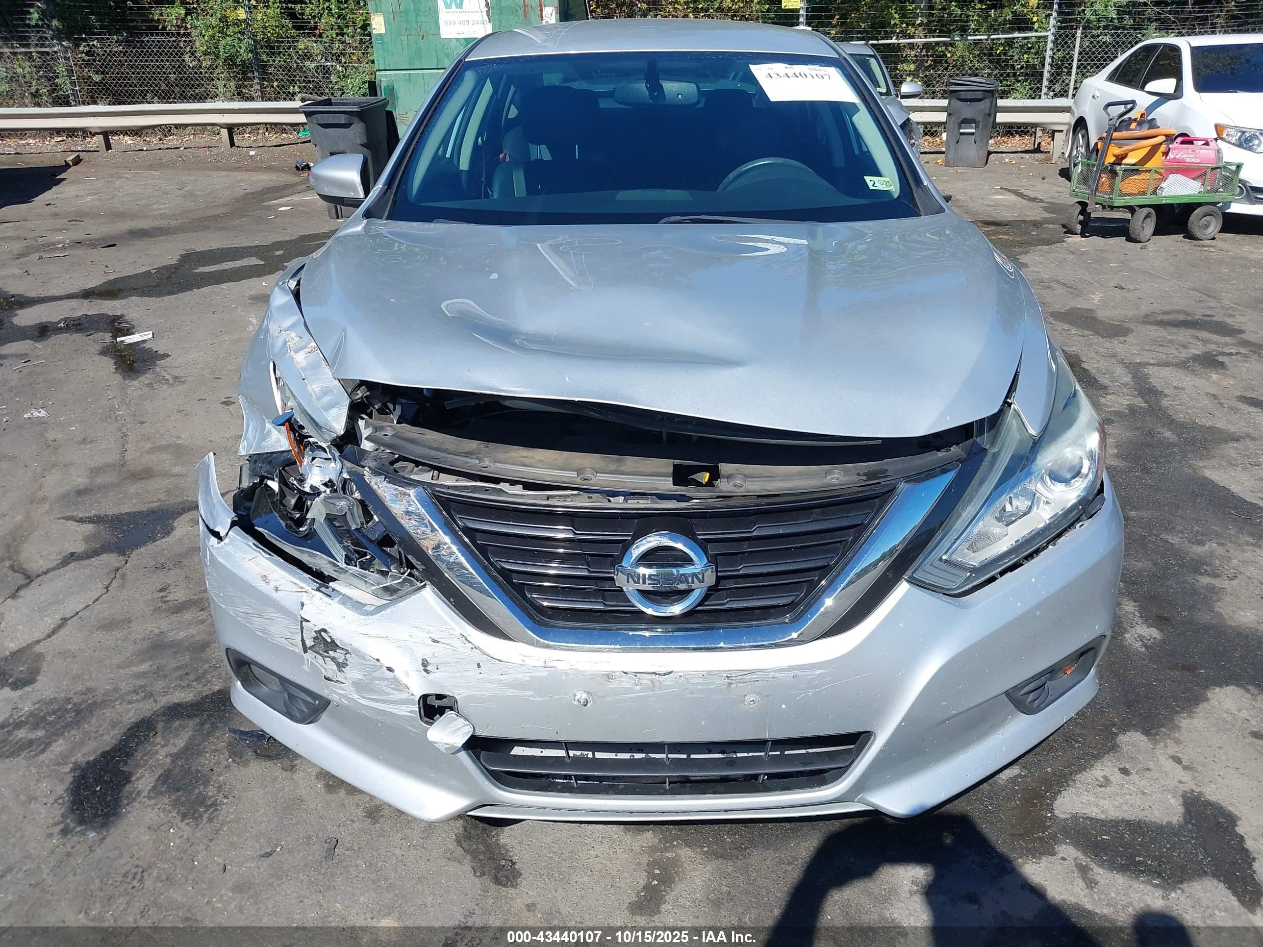NISSAN ALTIMA image 6