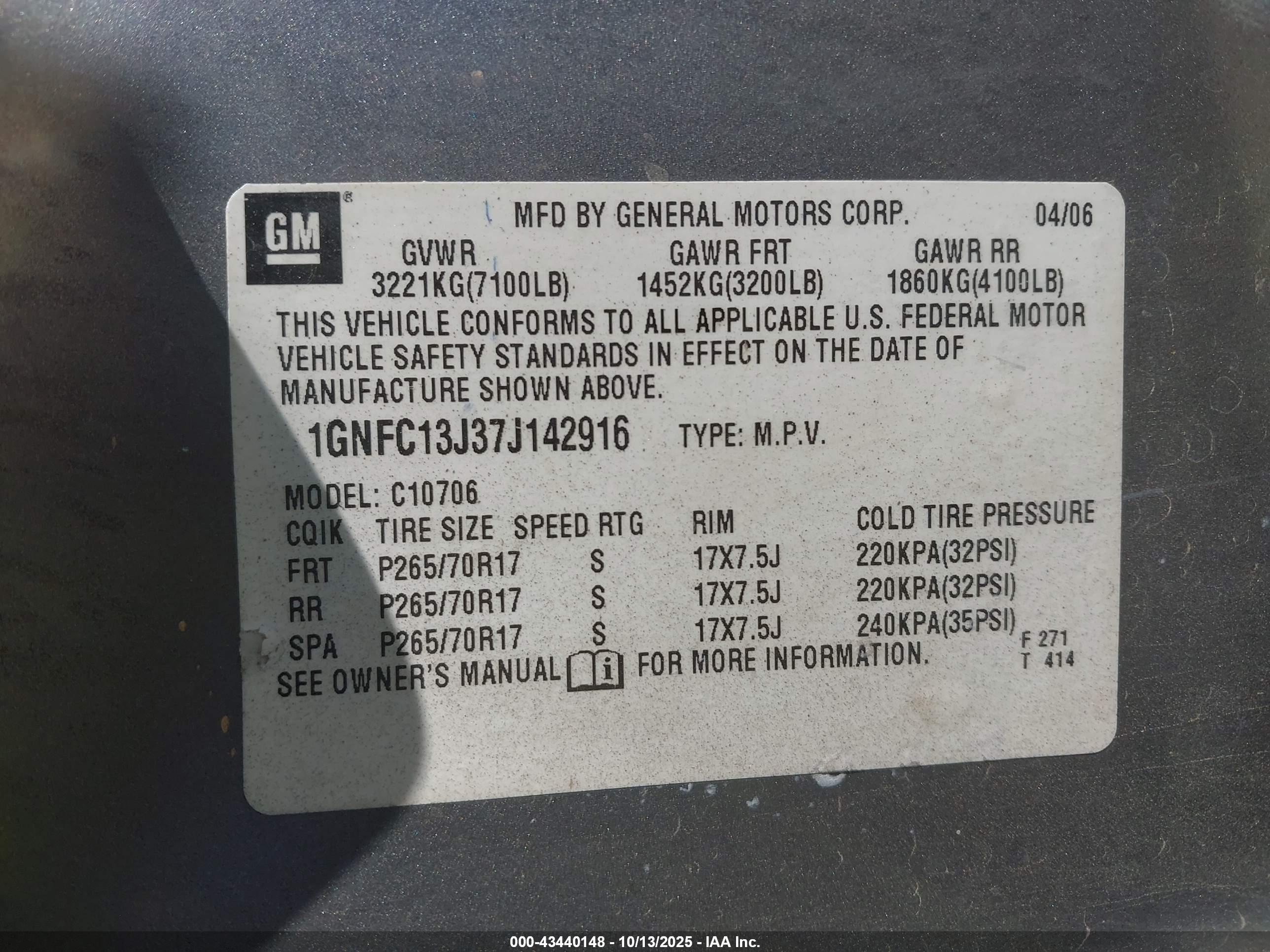 CHEVROLET TAHOE image 9