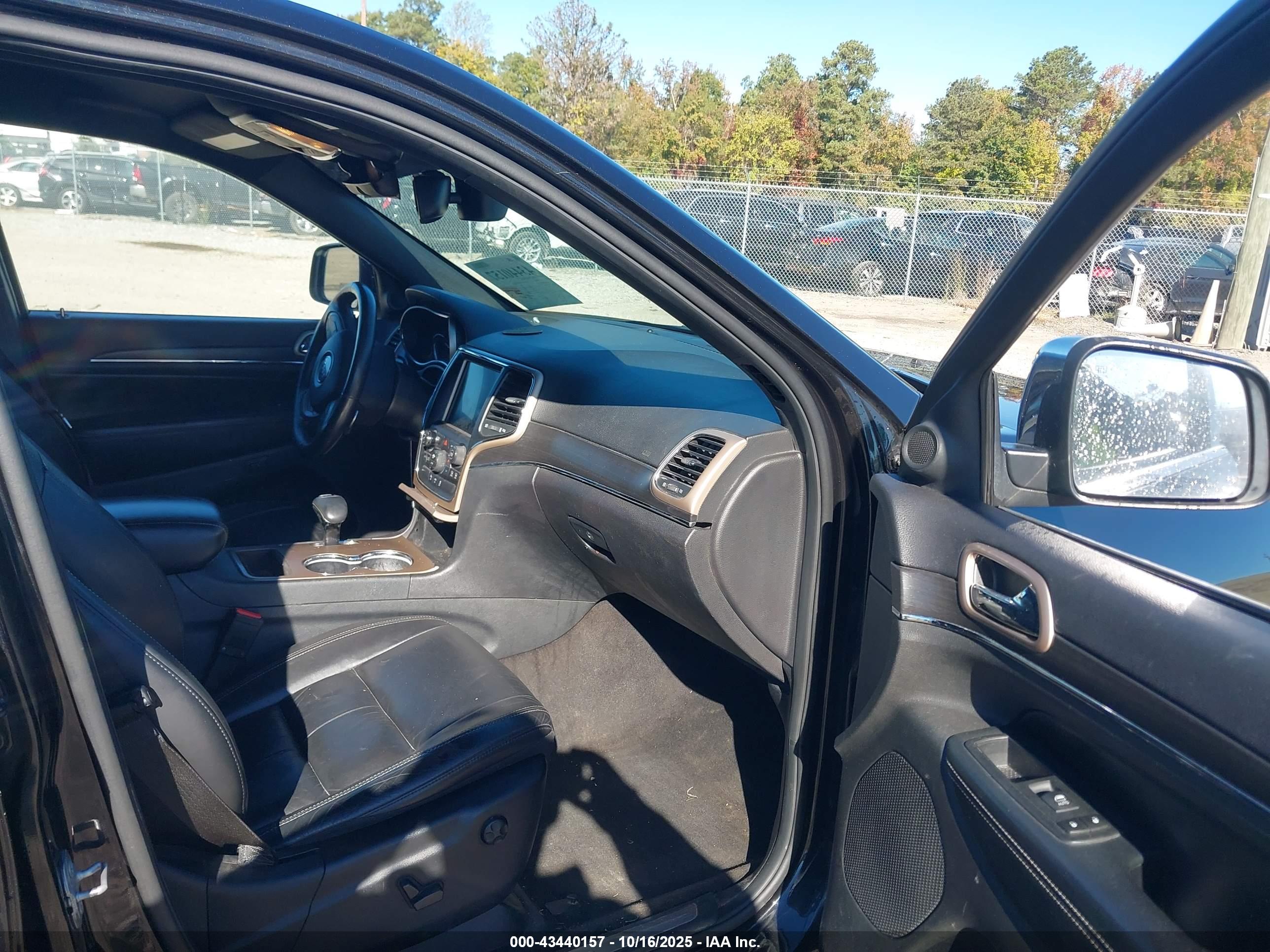 JEEP GRAND image 5