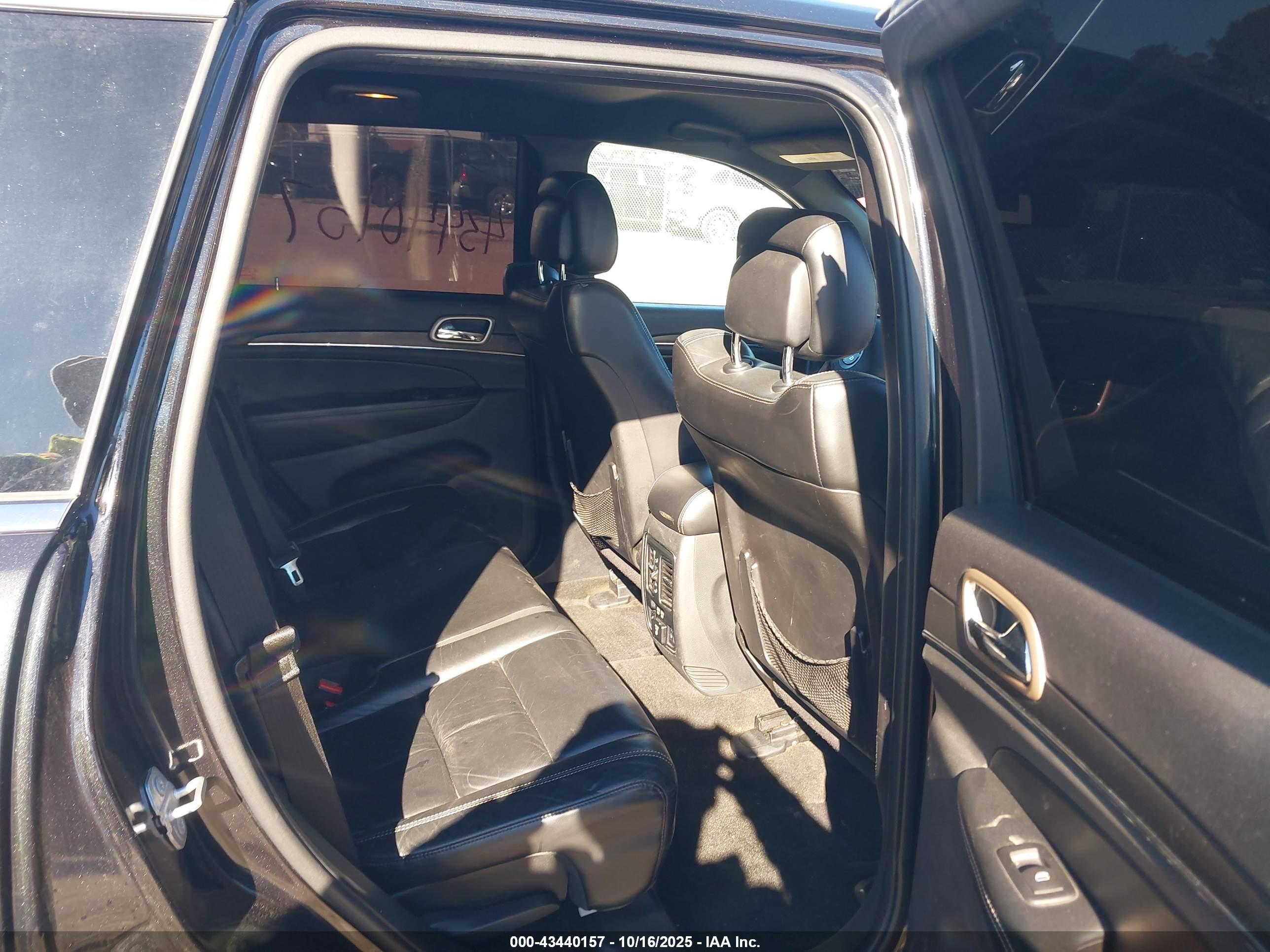 JEEP GRAND image 8