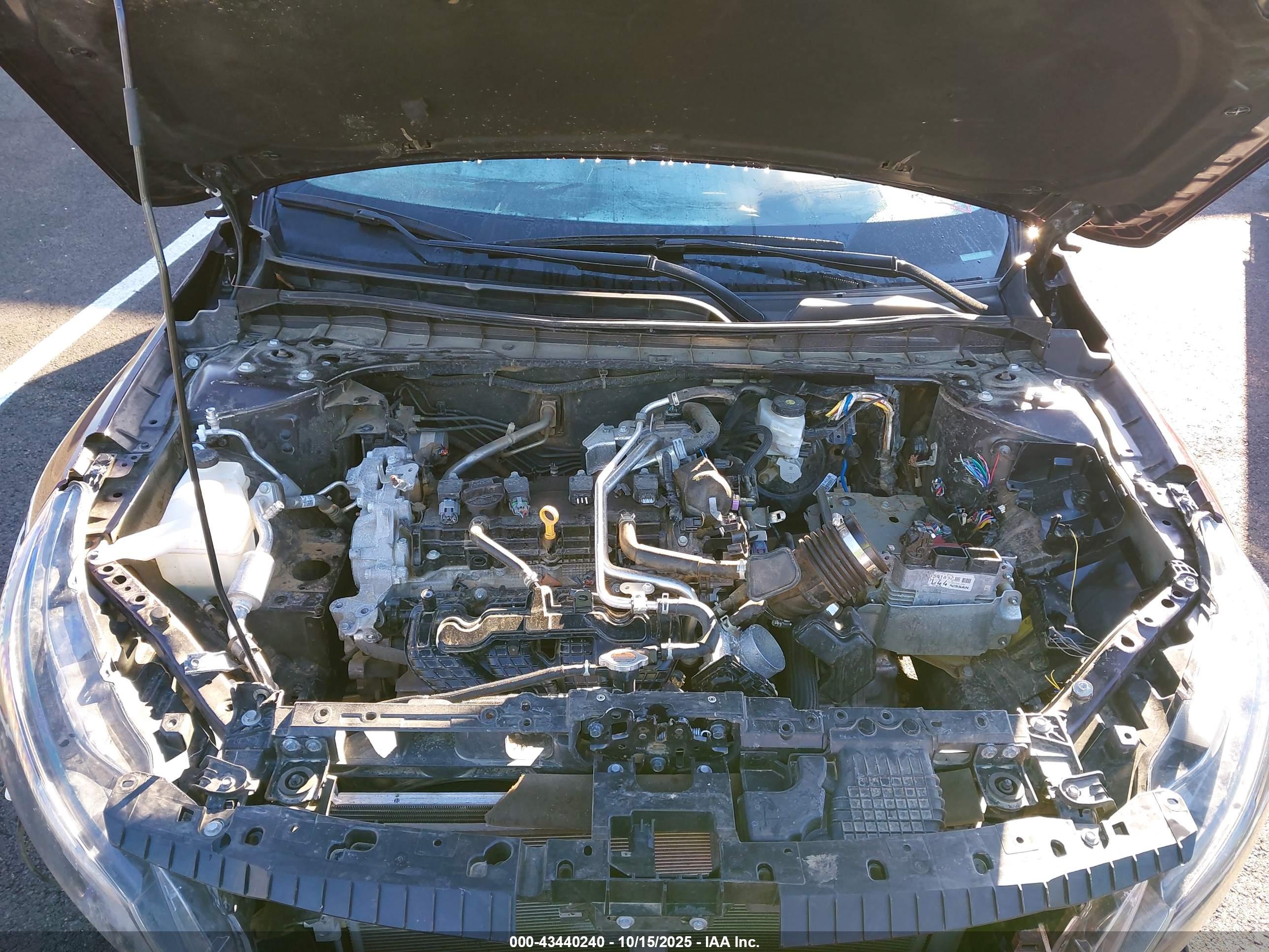 NISSAN ALTIMA image 10