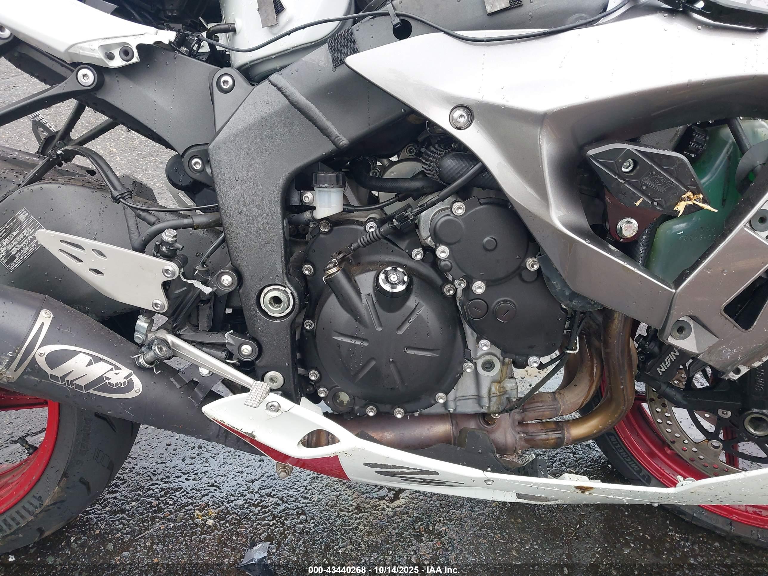 KAWASAKI ZX636 image 8