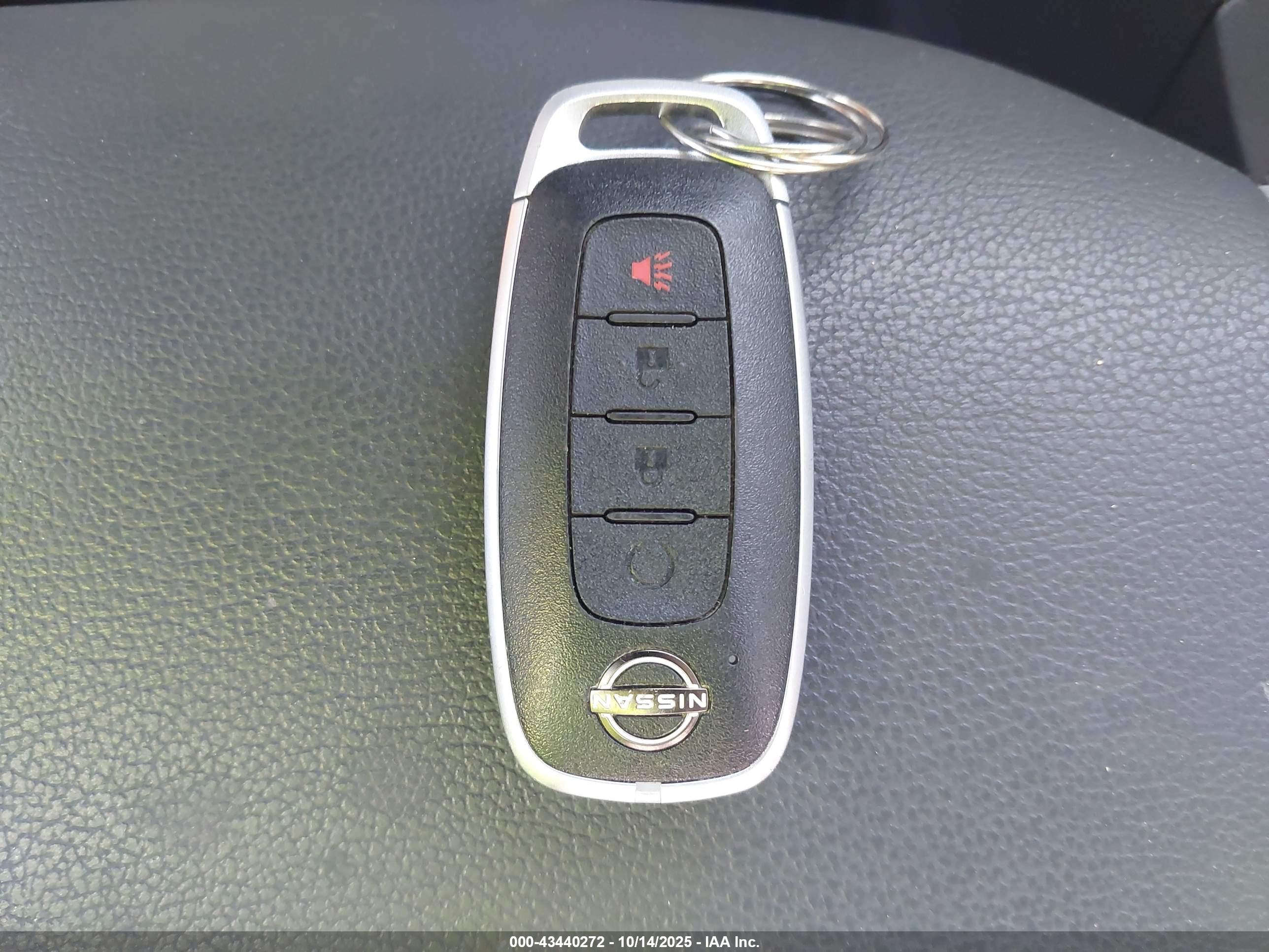 NISSAN KICKS image 11