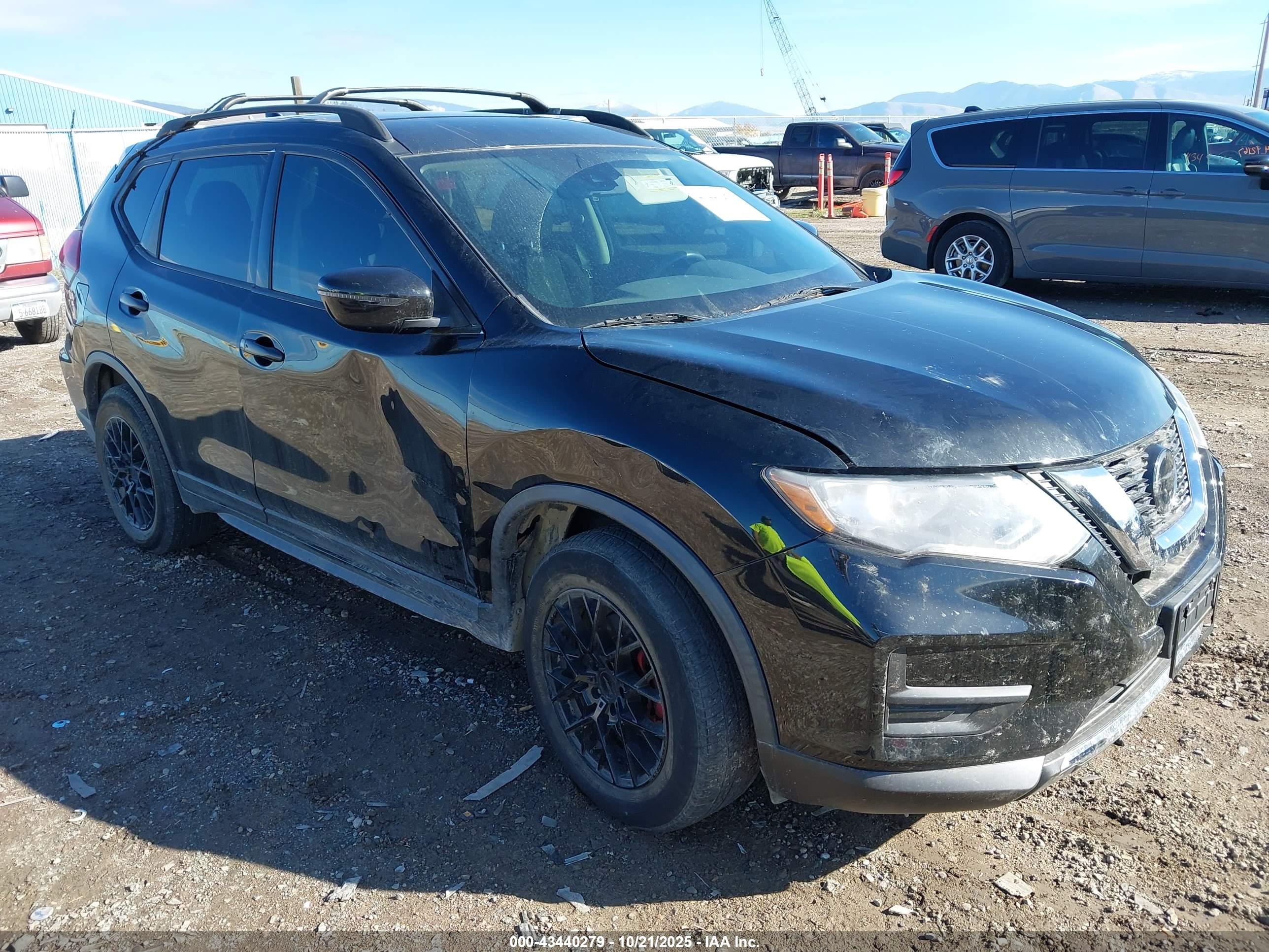 NISSAN ROGUE image 6