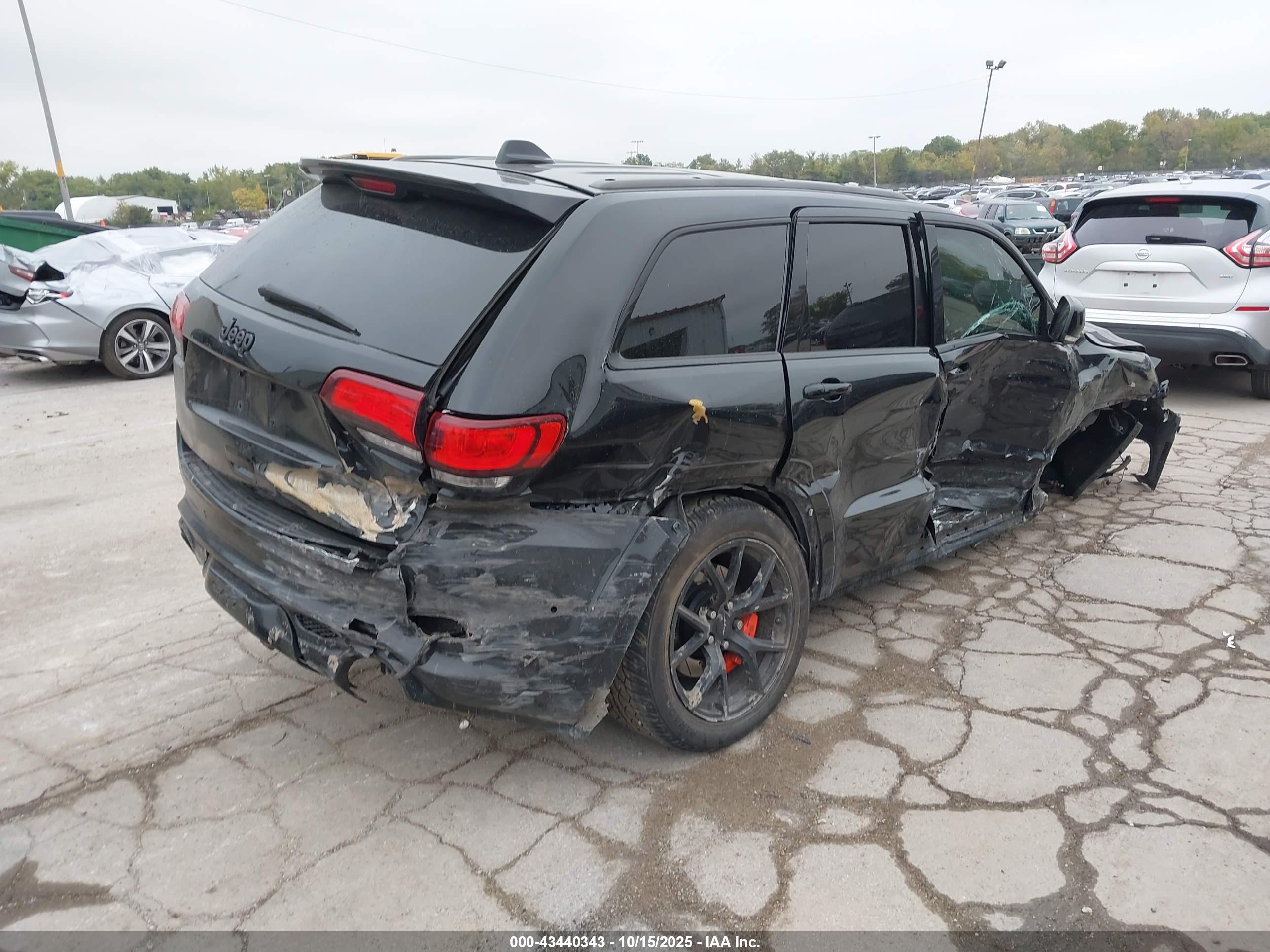 JEEP GRAND image 4