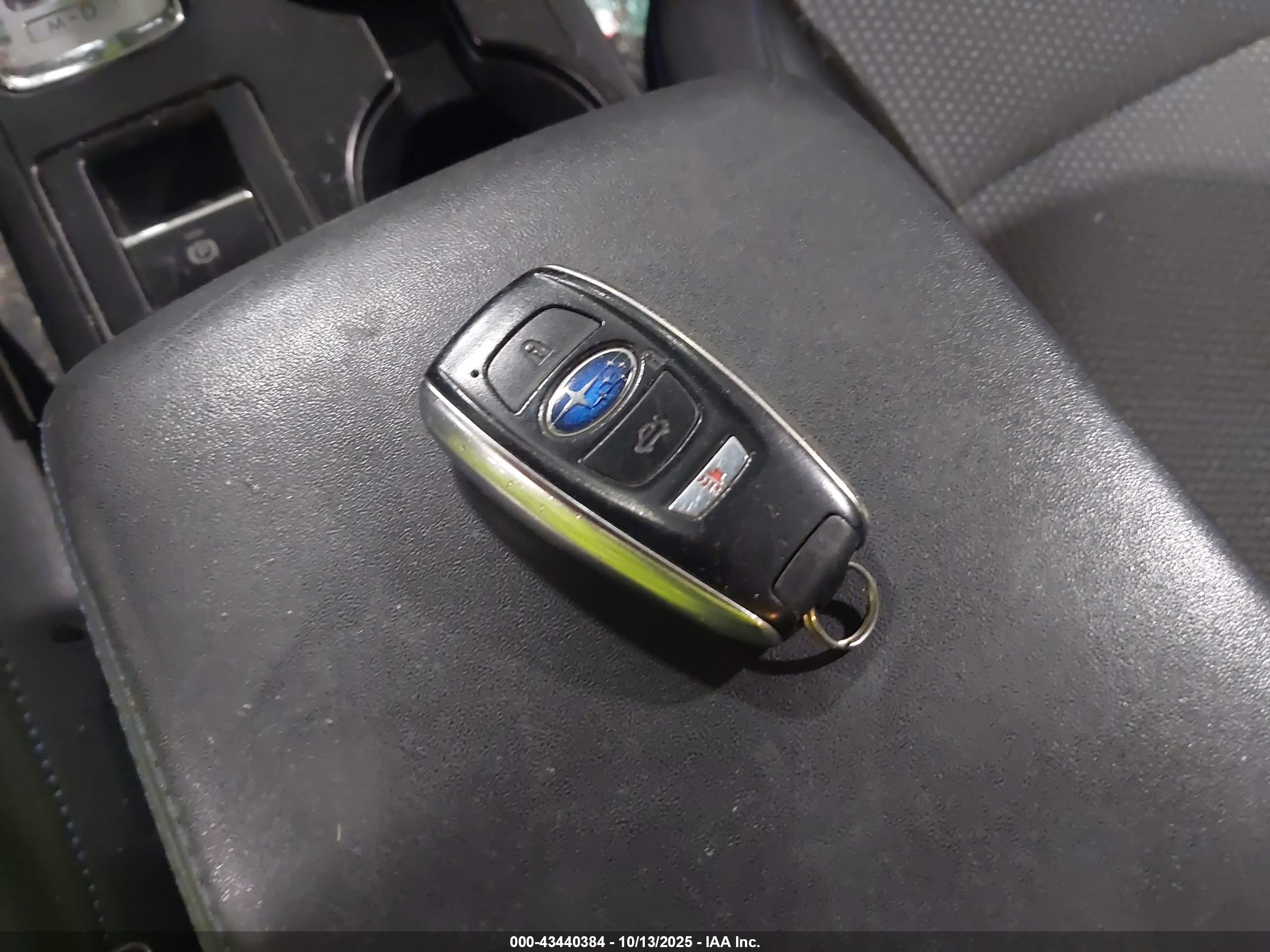 SUBARU LEGACY image 11