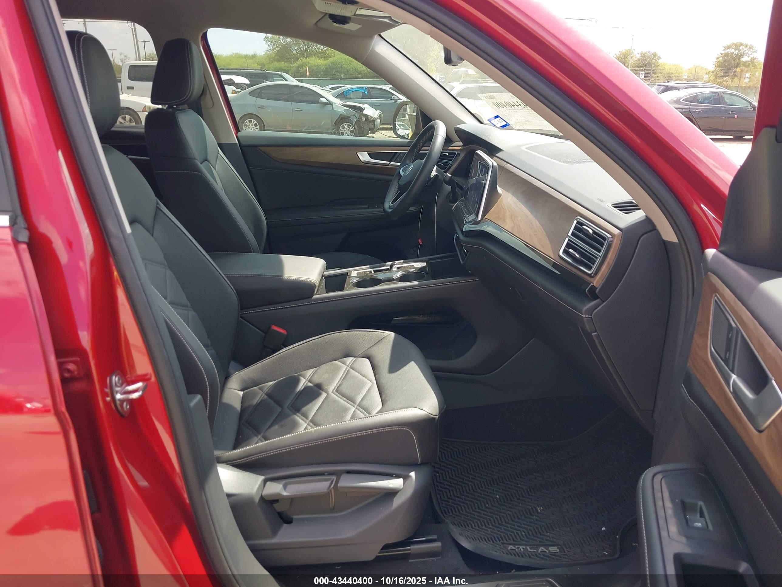 VOLKSWAGEN ATLAS image 5