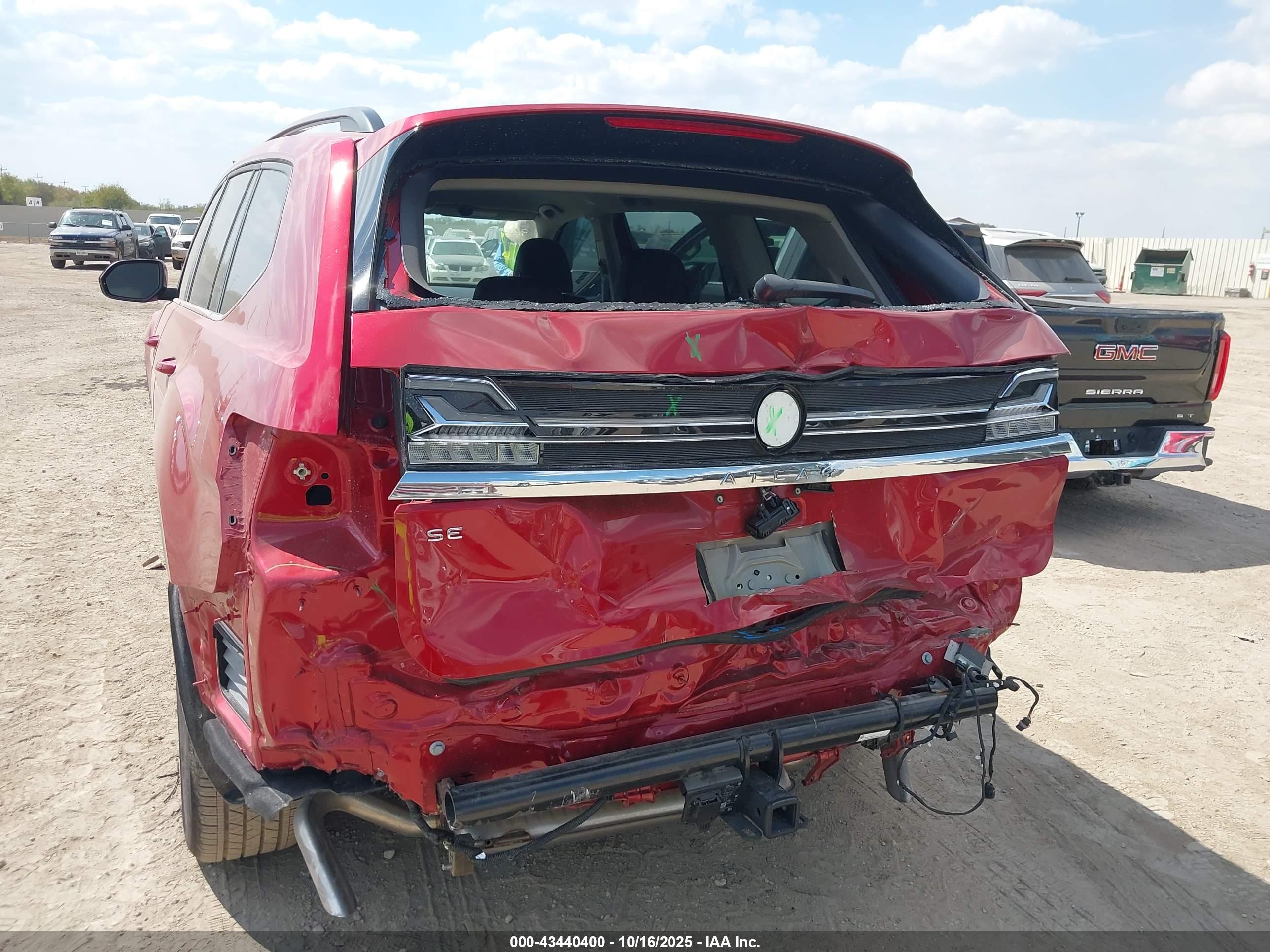 VOLKSWAGEN ATLAS image 6