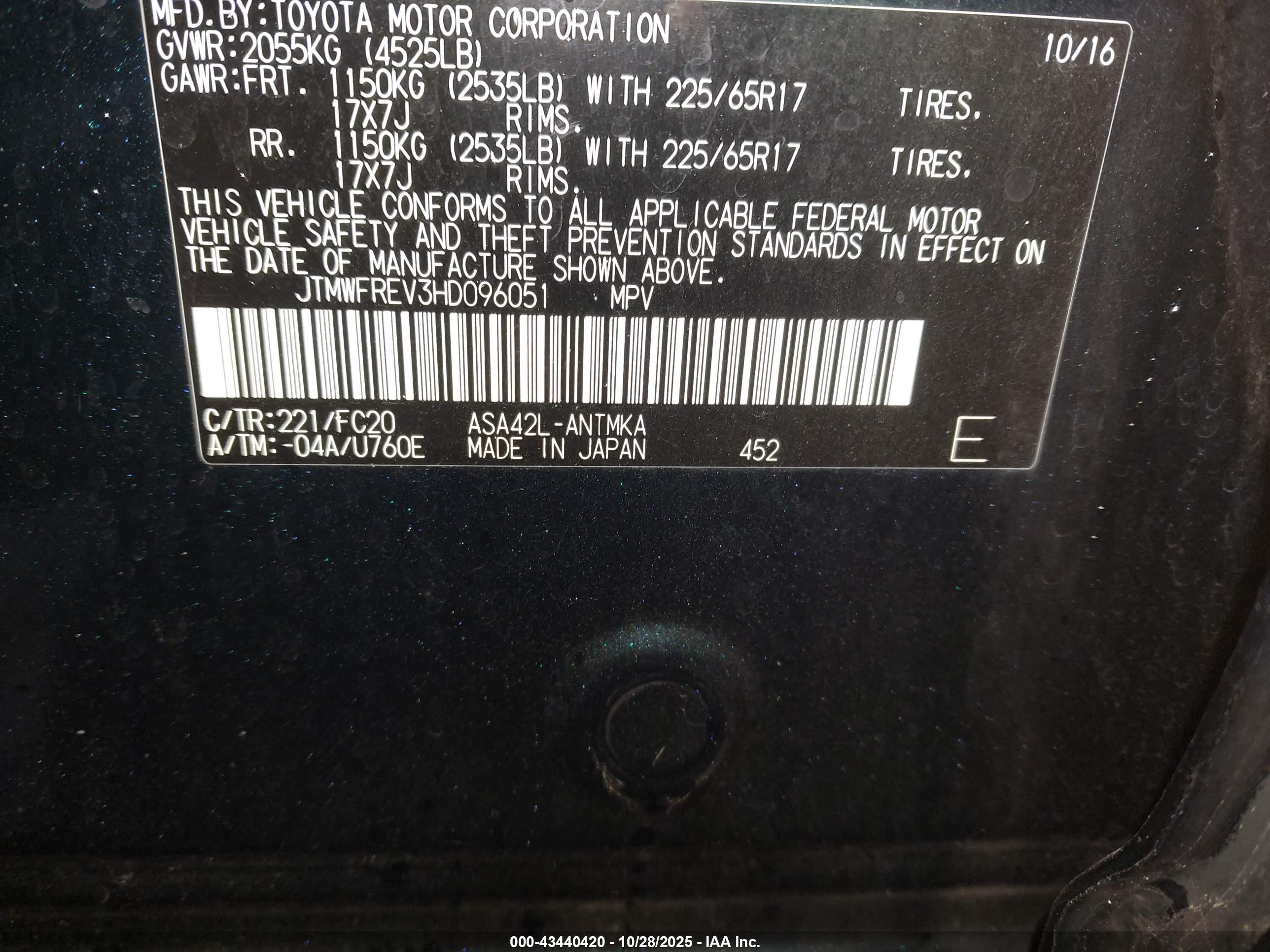 TOYOTA RAV4 image 9