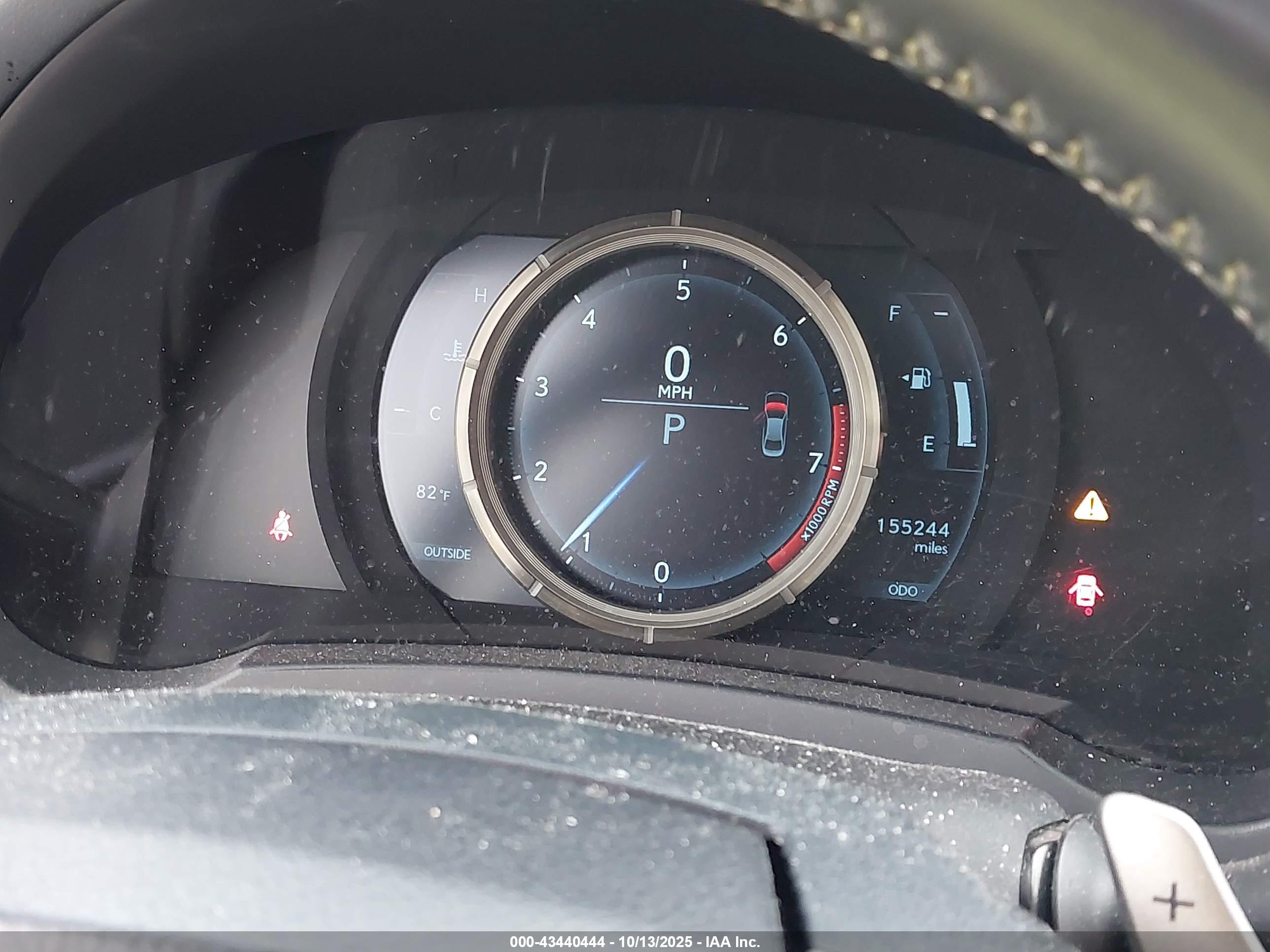LEXUS IS image 7
